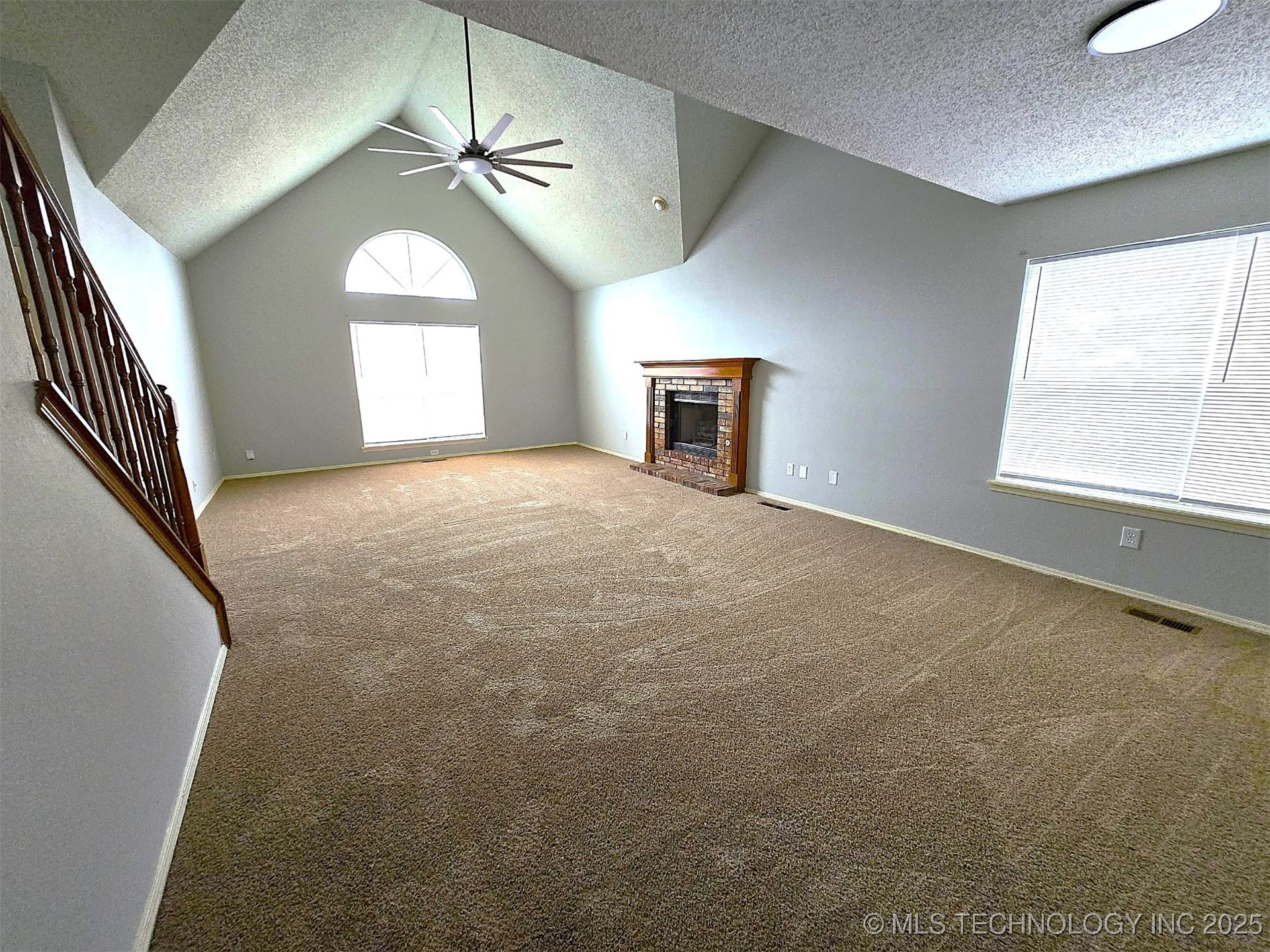 12404 E 35th Street Property Photo 5