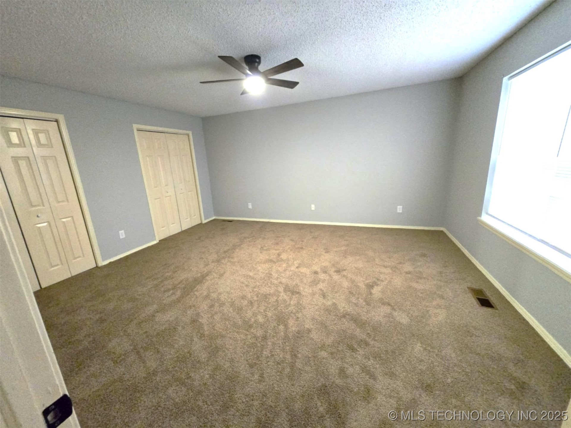 12404 E 35th Street Property Photo 12