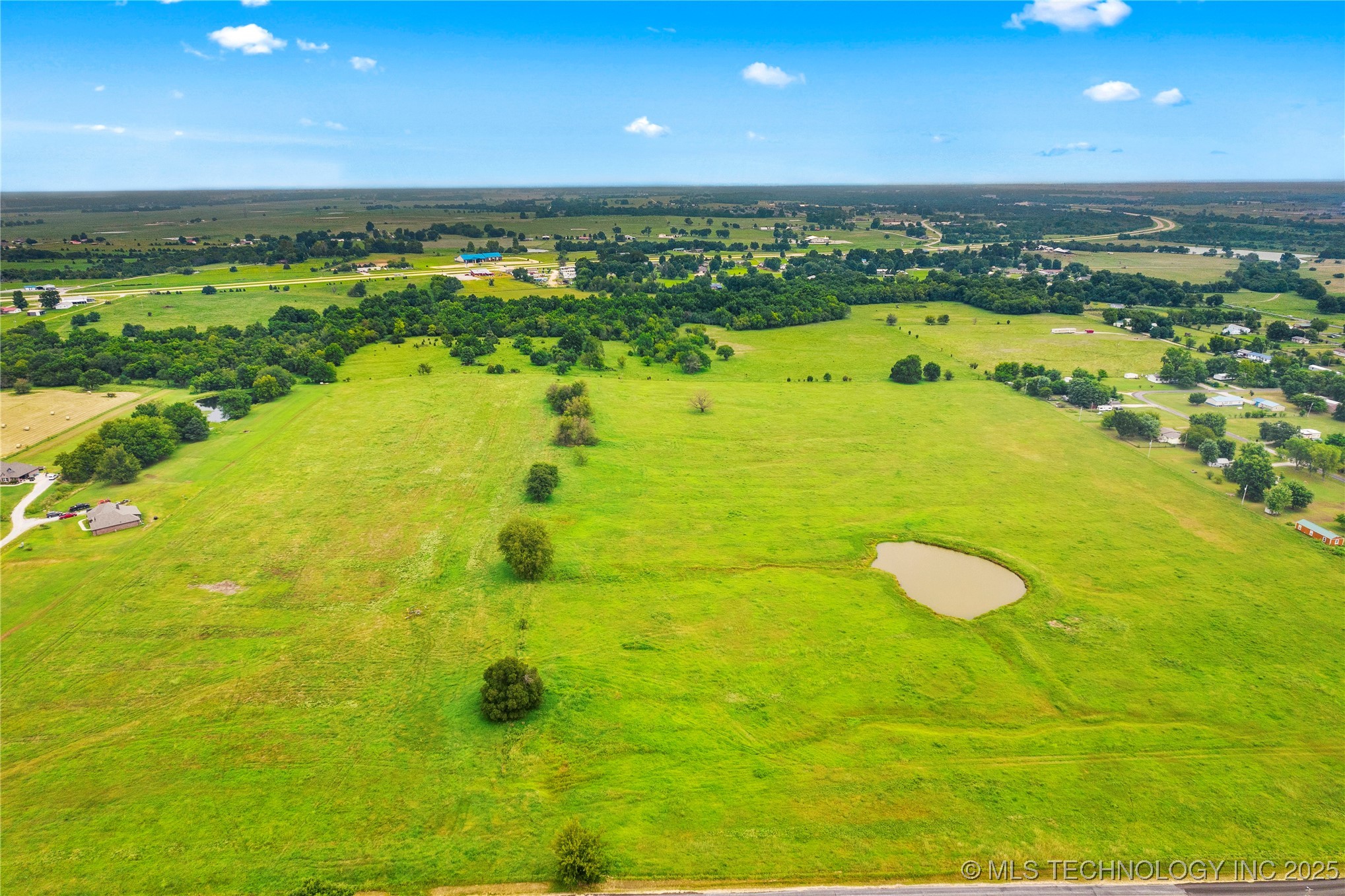 12 E 420 Road Property Photo 17