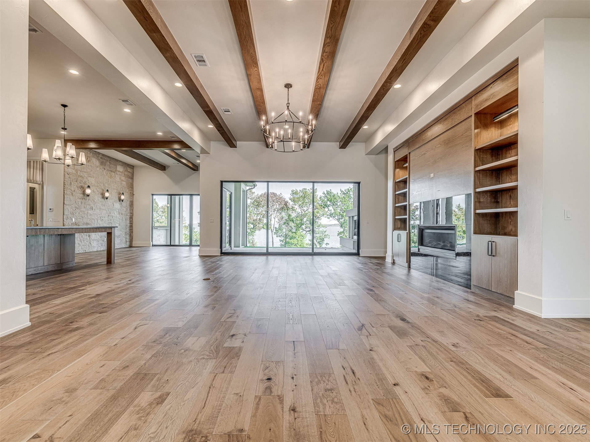 6001 Rare Eagle Court Property Photo 5