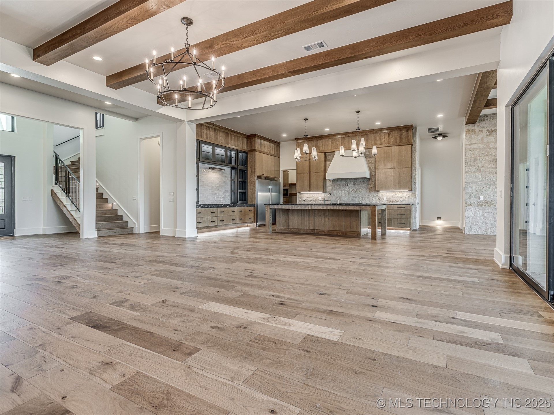 6001 Rare Eagle Court Property Photo 9