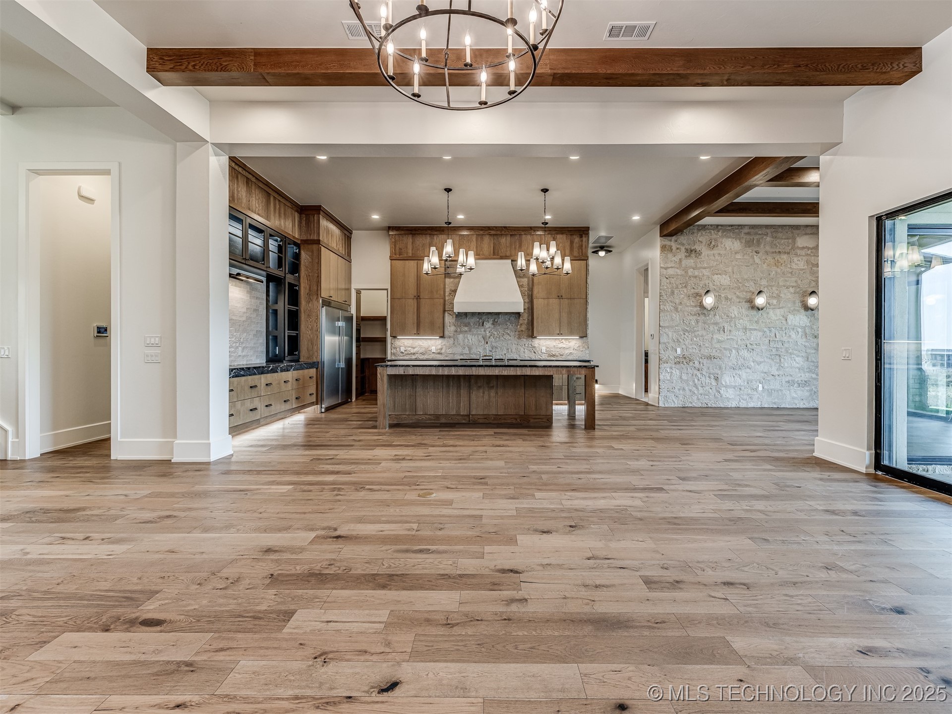 6001 Rare Eagle Court Property Photo 10