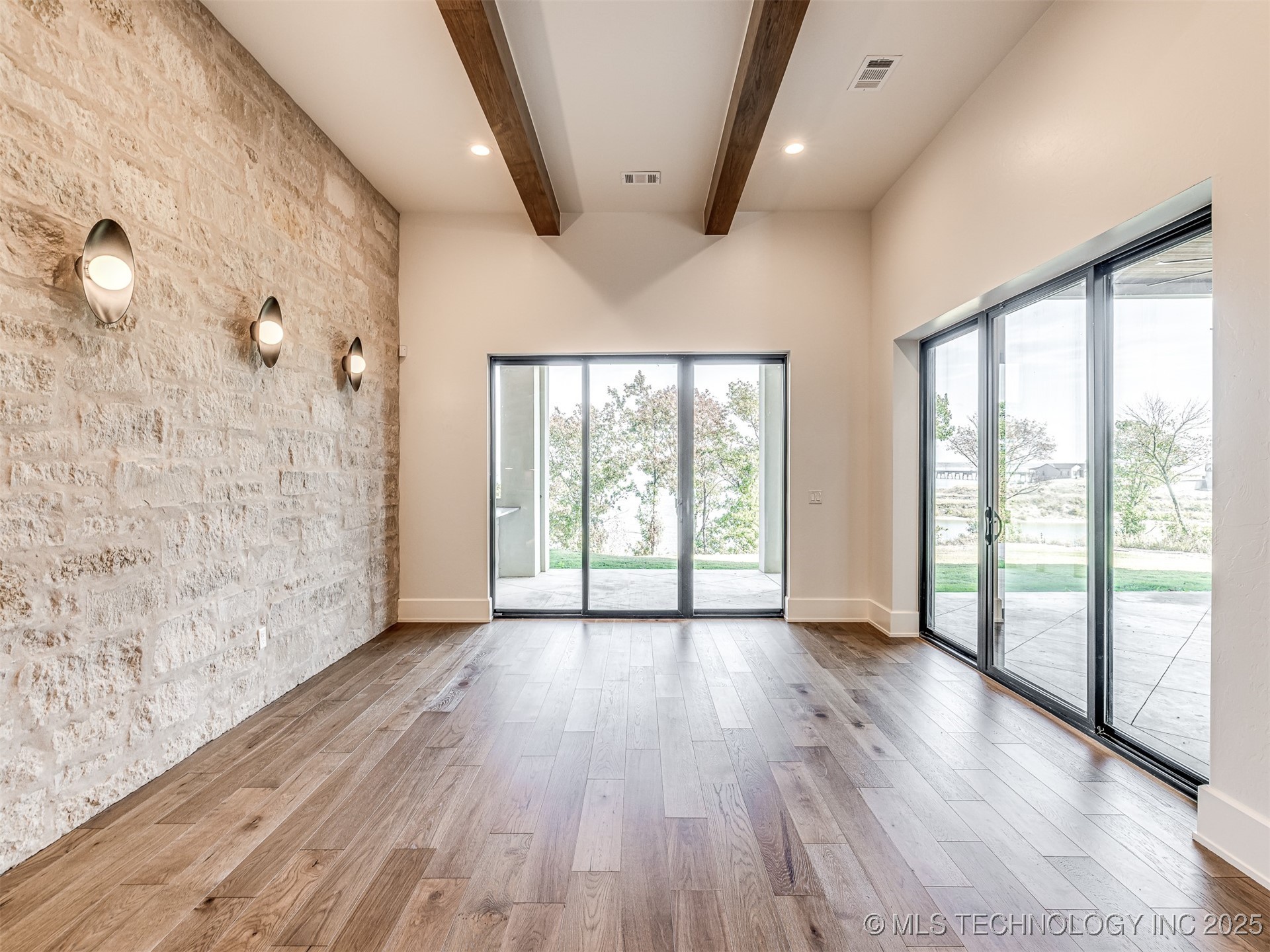 6001 Rare Eagle Court Property Photo 26