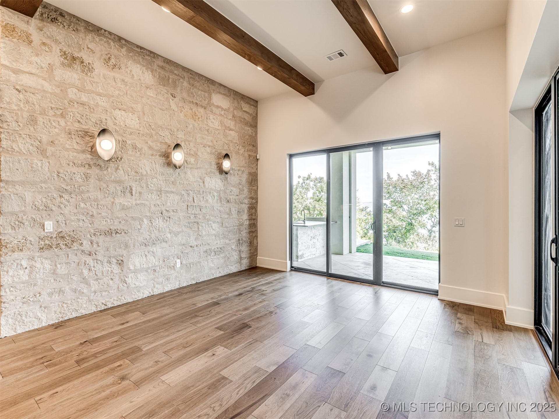 6001 Rare Eagle Court Property Photo 27