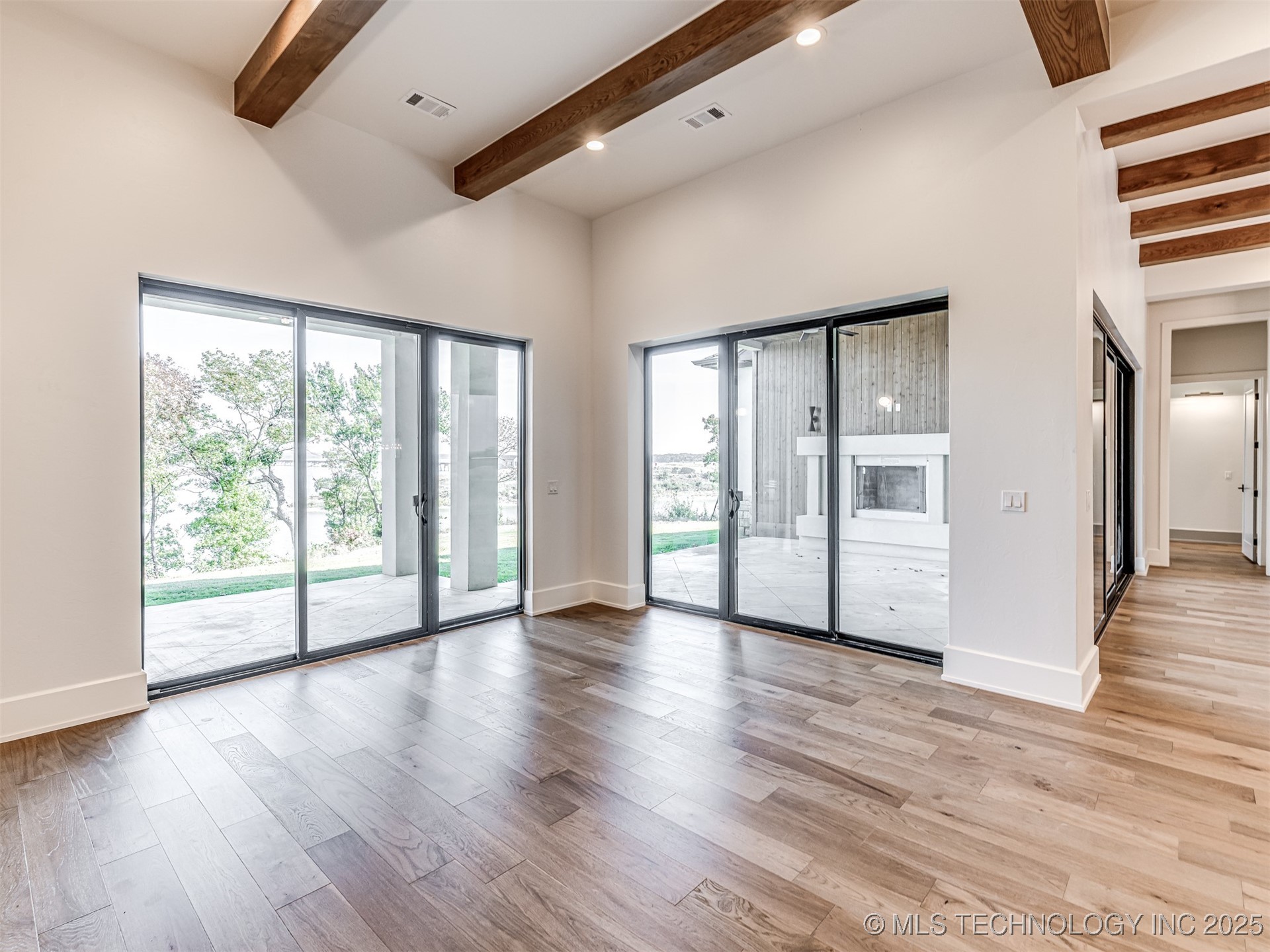 6001 Rare Eagle Court Property Photo 28