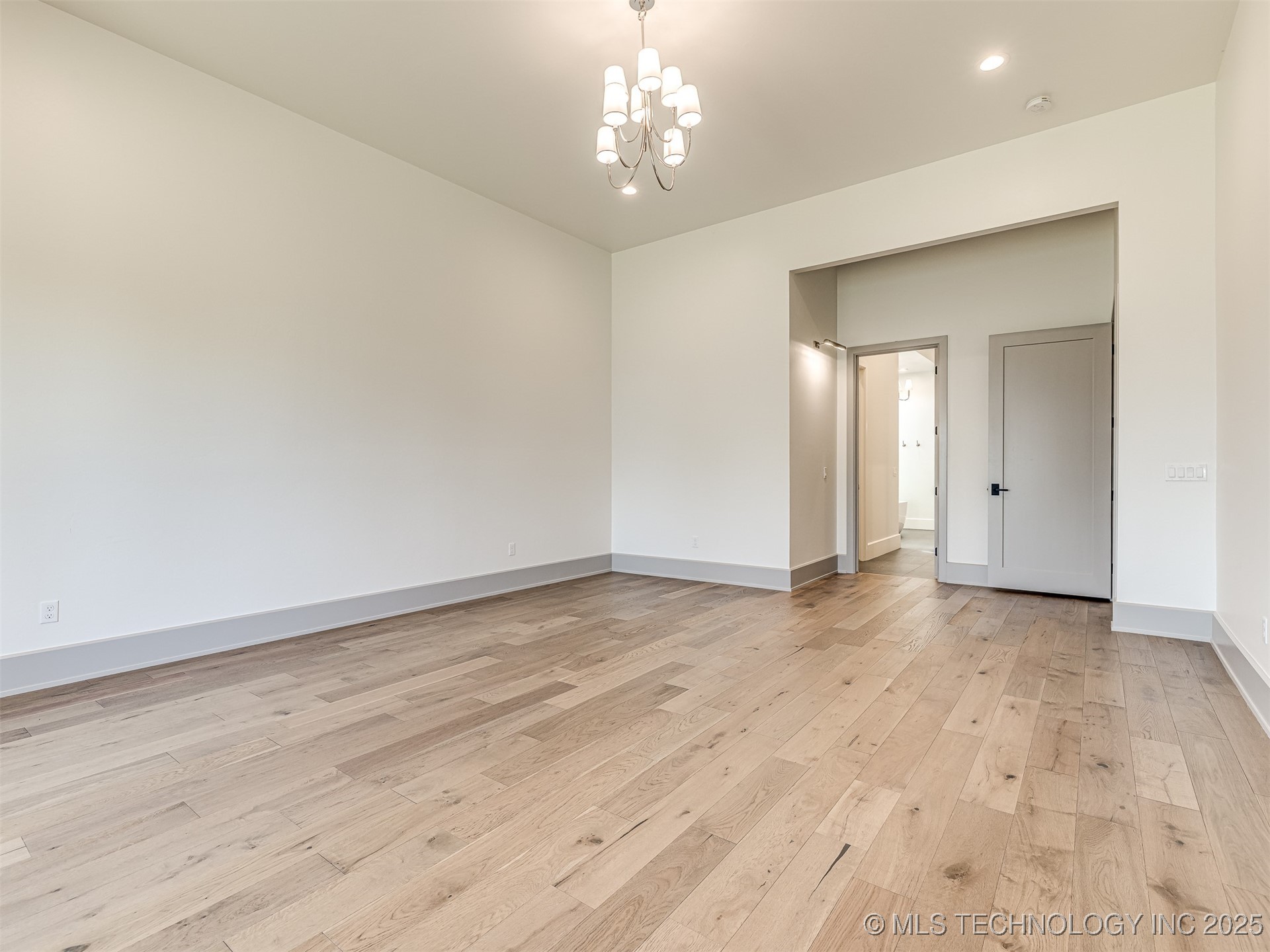 6001 Rare Eagle Court Property Photo 34