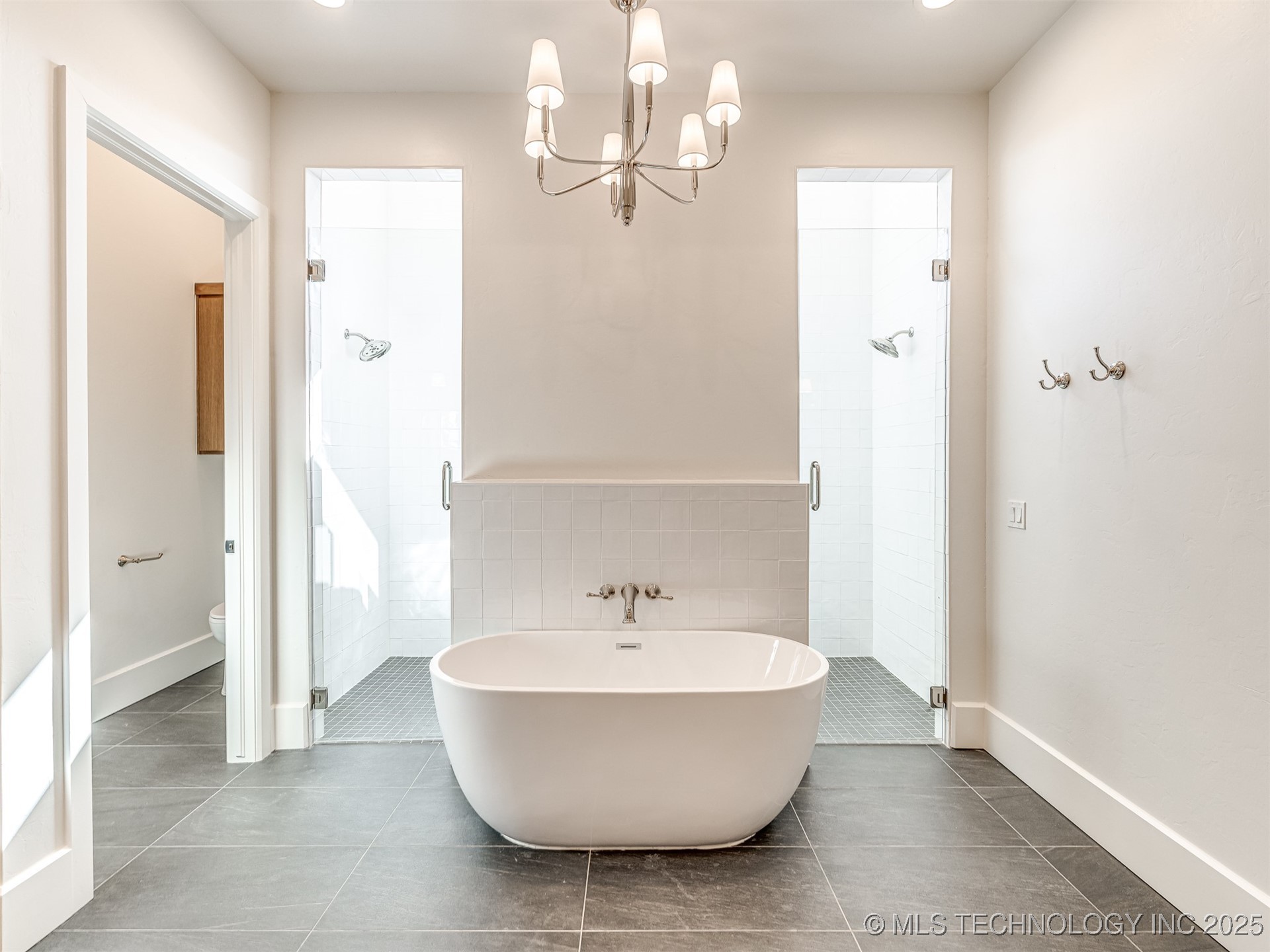 6001 Rare Eagle Court Property Photo 36