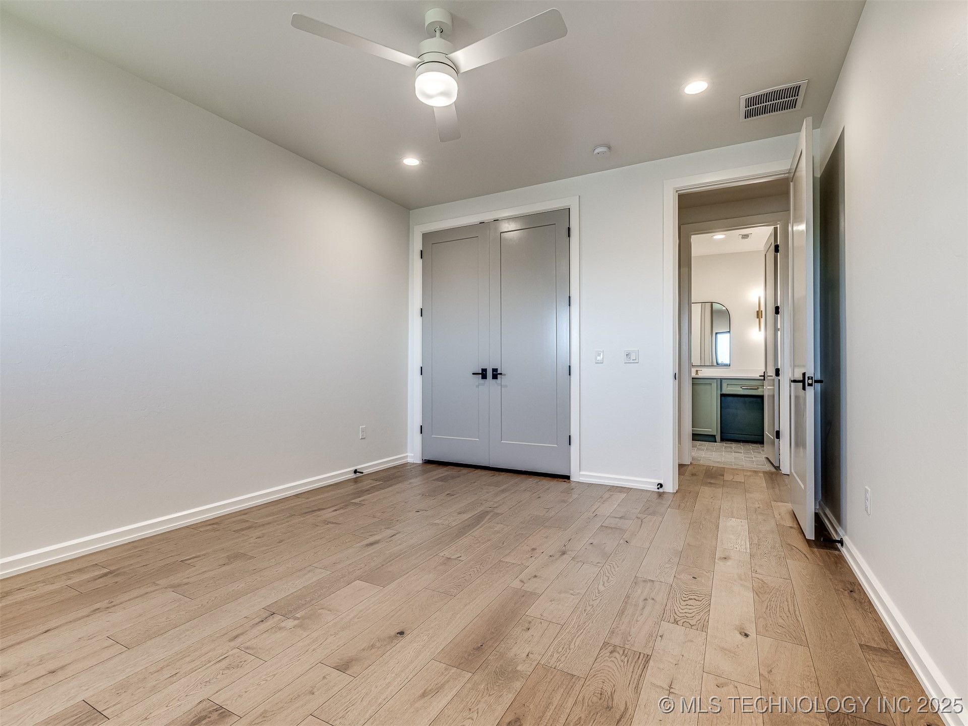 6001 Rare Eagle Court Property Photo 56