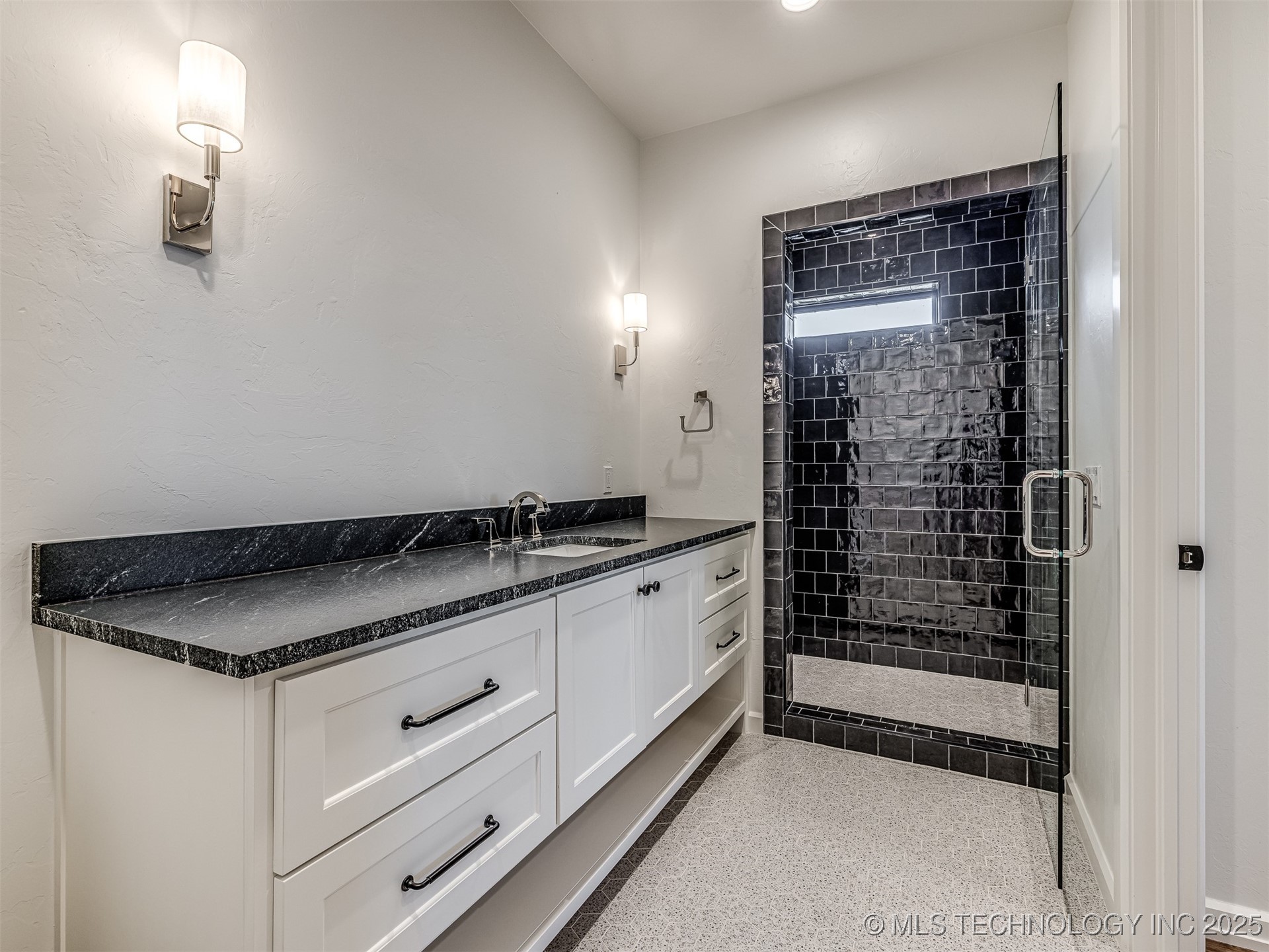 6001 Rare Eagle Court Property Photo 62