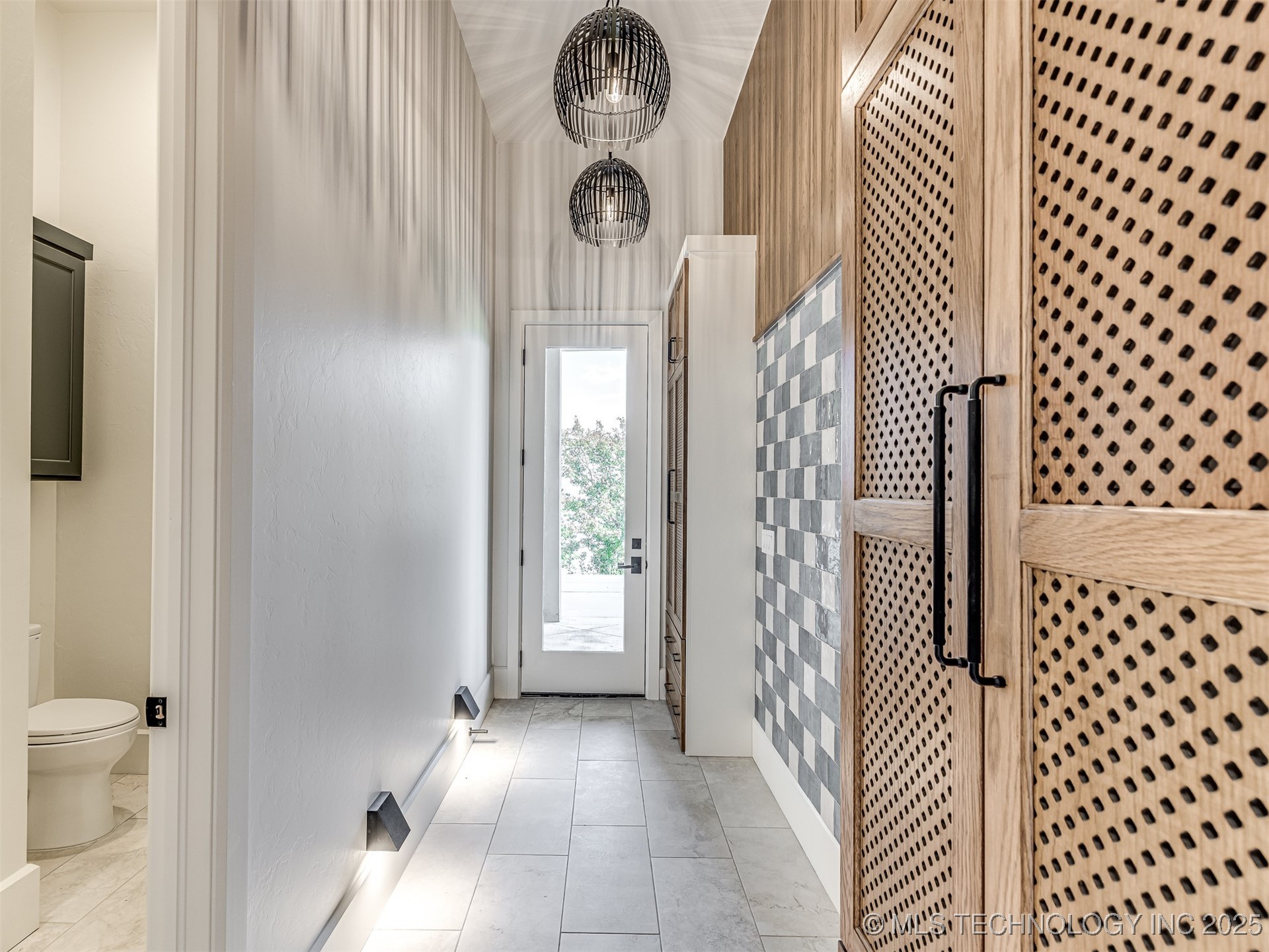 6001 Rare Eagle Court Property Photo 63