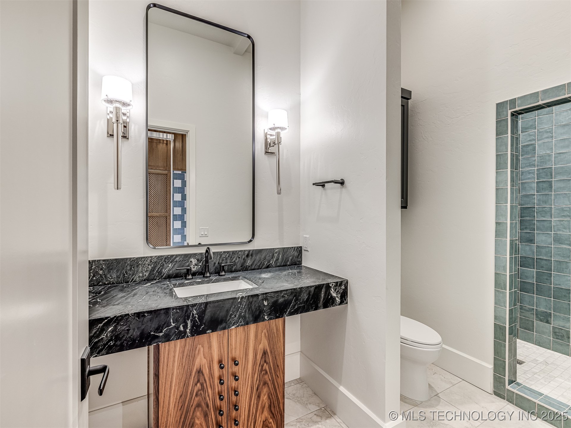 6001 Rare Eagle Court Property Photo 67