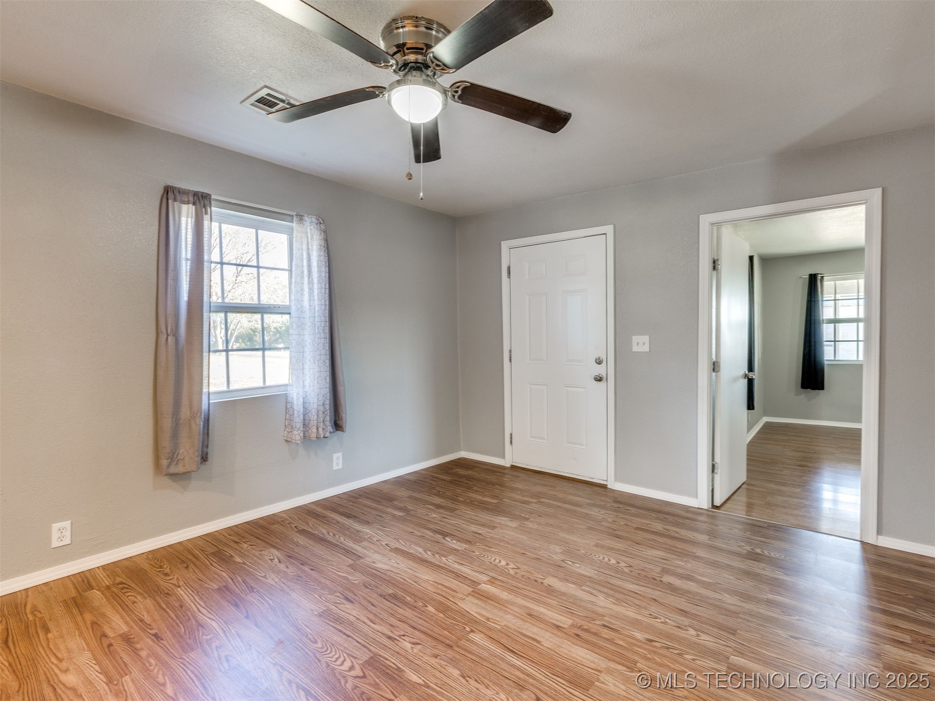 201 E Cherokee Street Property Photo 15