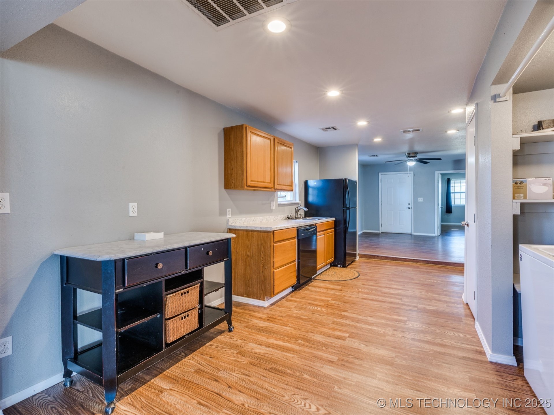 201 E Cherokee Street Property Photo 43