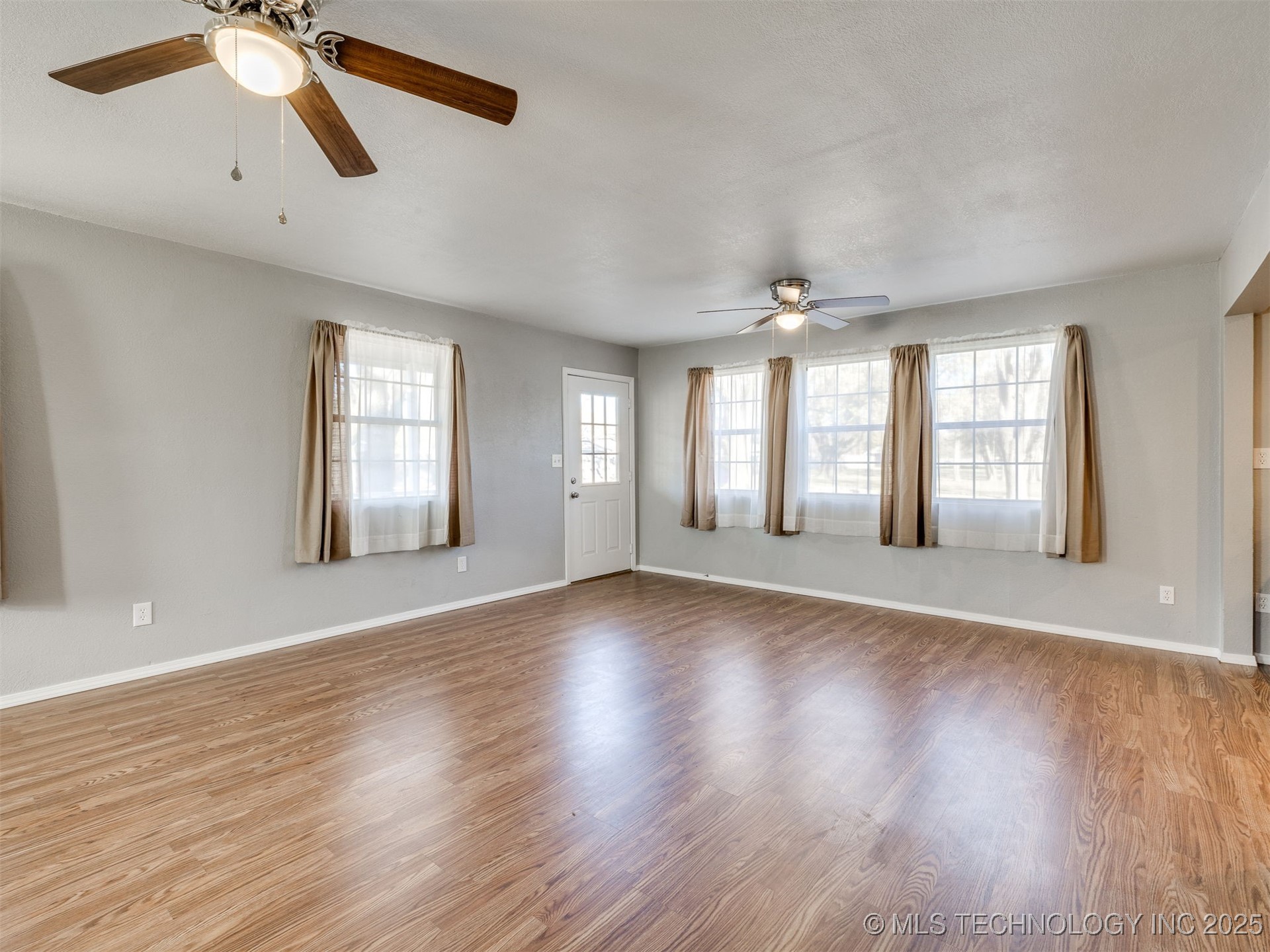 201 E Cherokee Street Property Photo 45