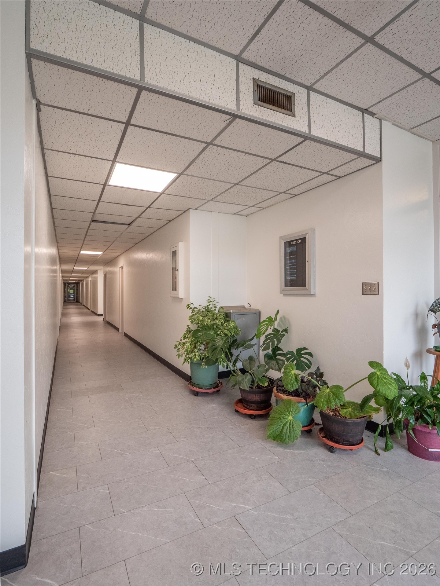 10 E Washington Avenue Property Photo 6