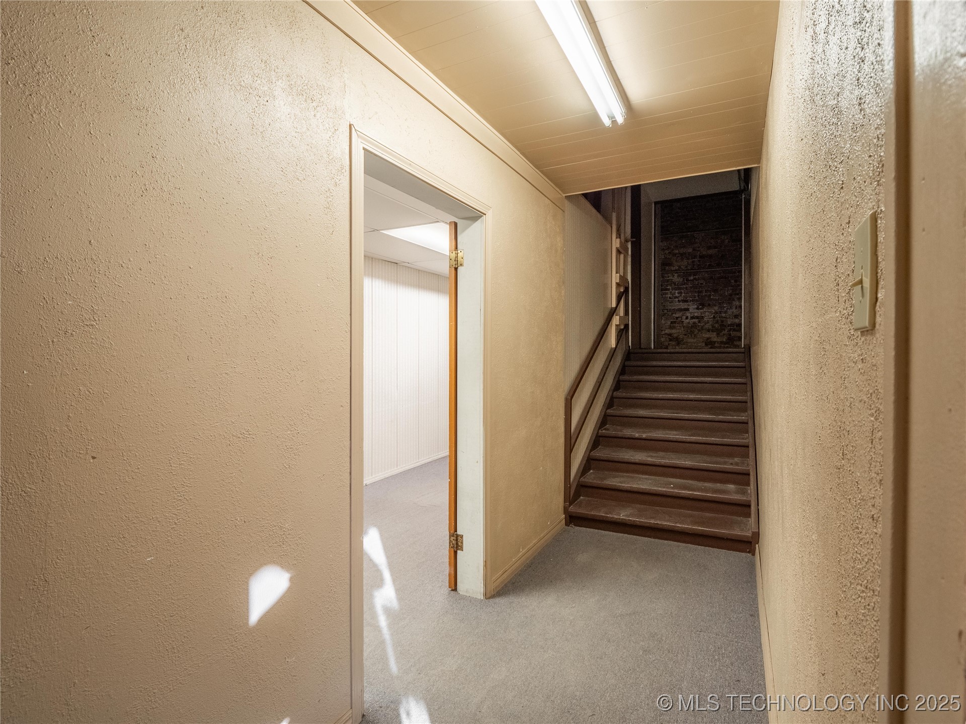 101 E Carl Albert Property Photo 17