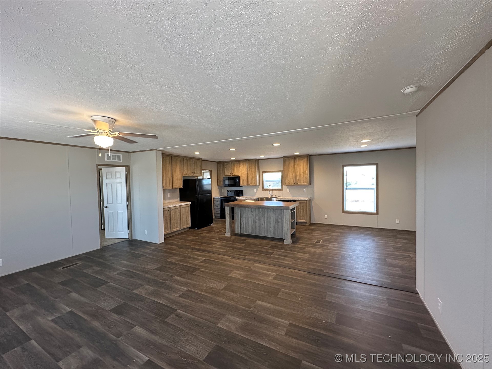 17374 S 545th Avenue W Property Photo 5