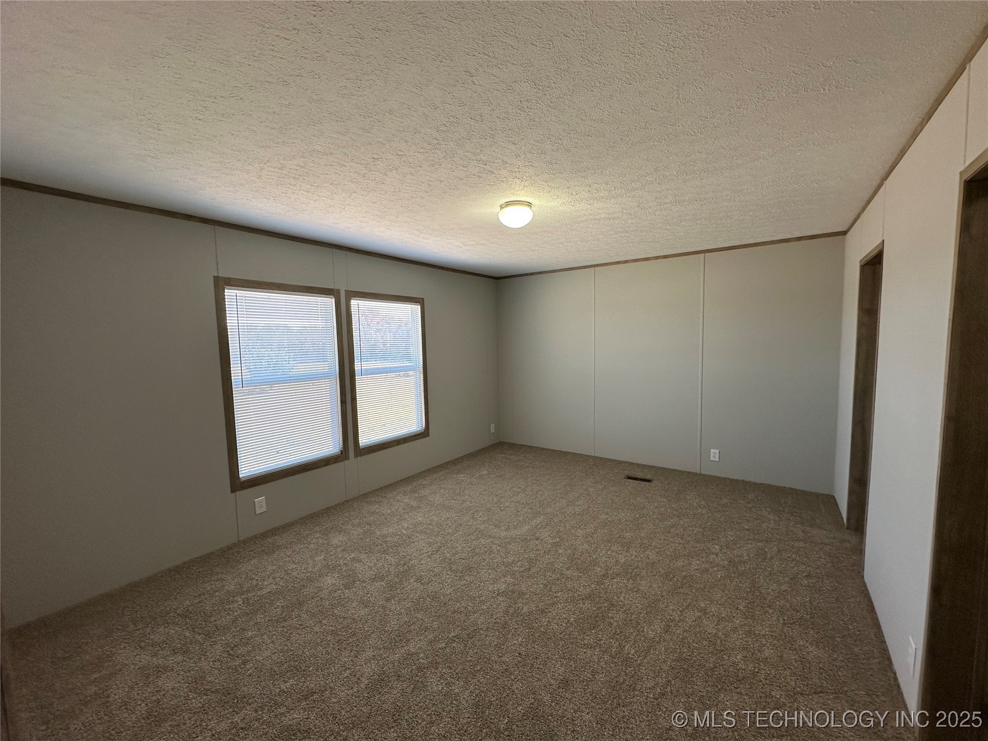 17374 S 545th Avenue W Property Photo 9