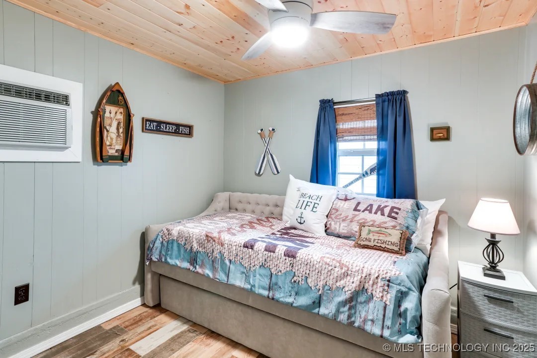 5112 Oakwood Drive Property Photo 13