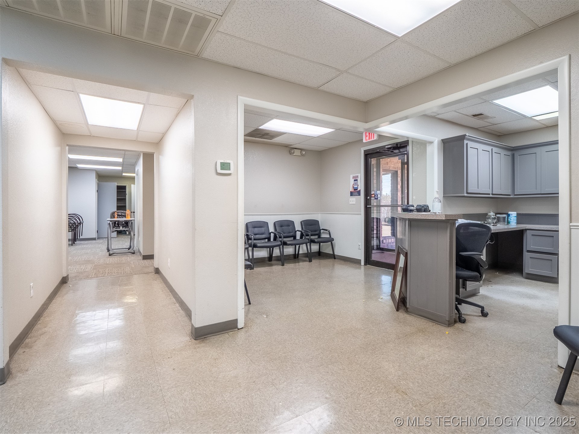 1029 E Washington Property Photo 10