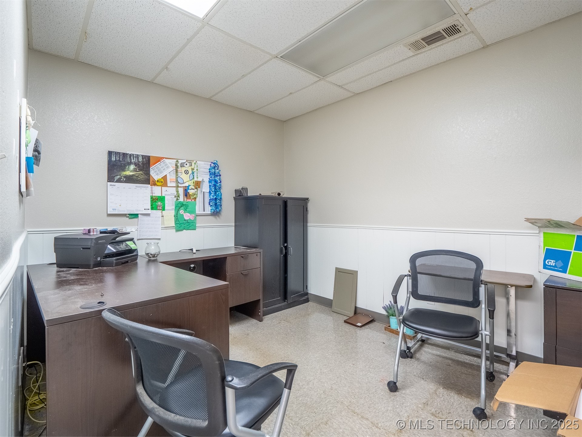 1029 E Washington Property Photo 12