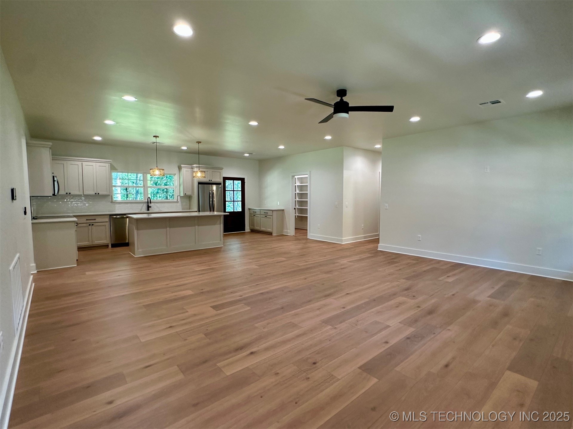 12443 Longboard Loop Property Photo 10