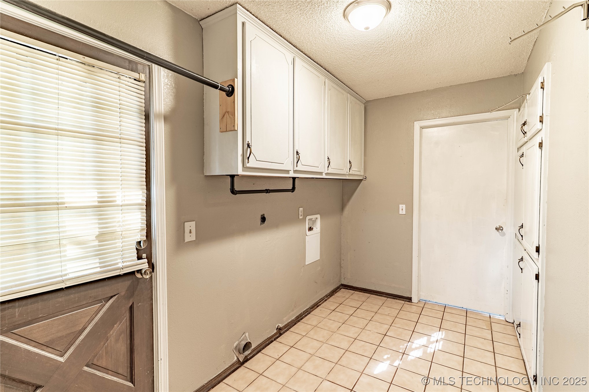 809 S Holmes Avenue Property Photo 16