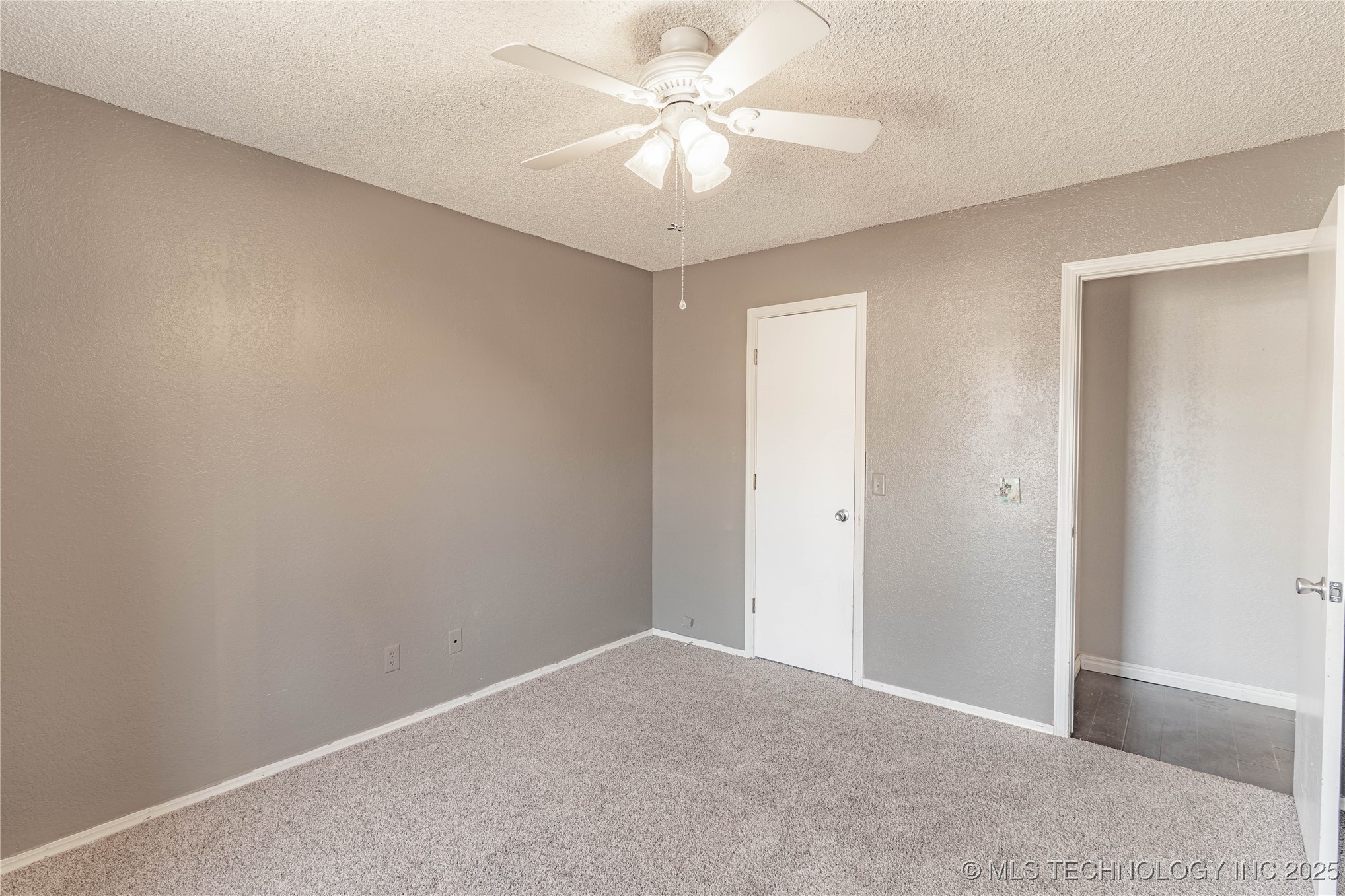 809 S Holmes Avenue Property Photo 18