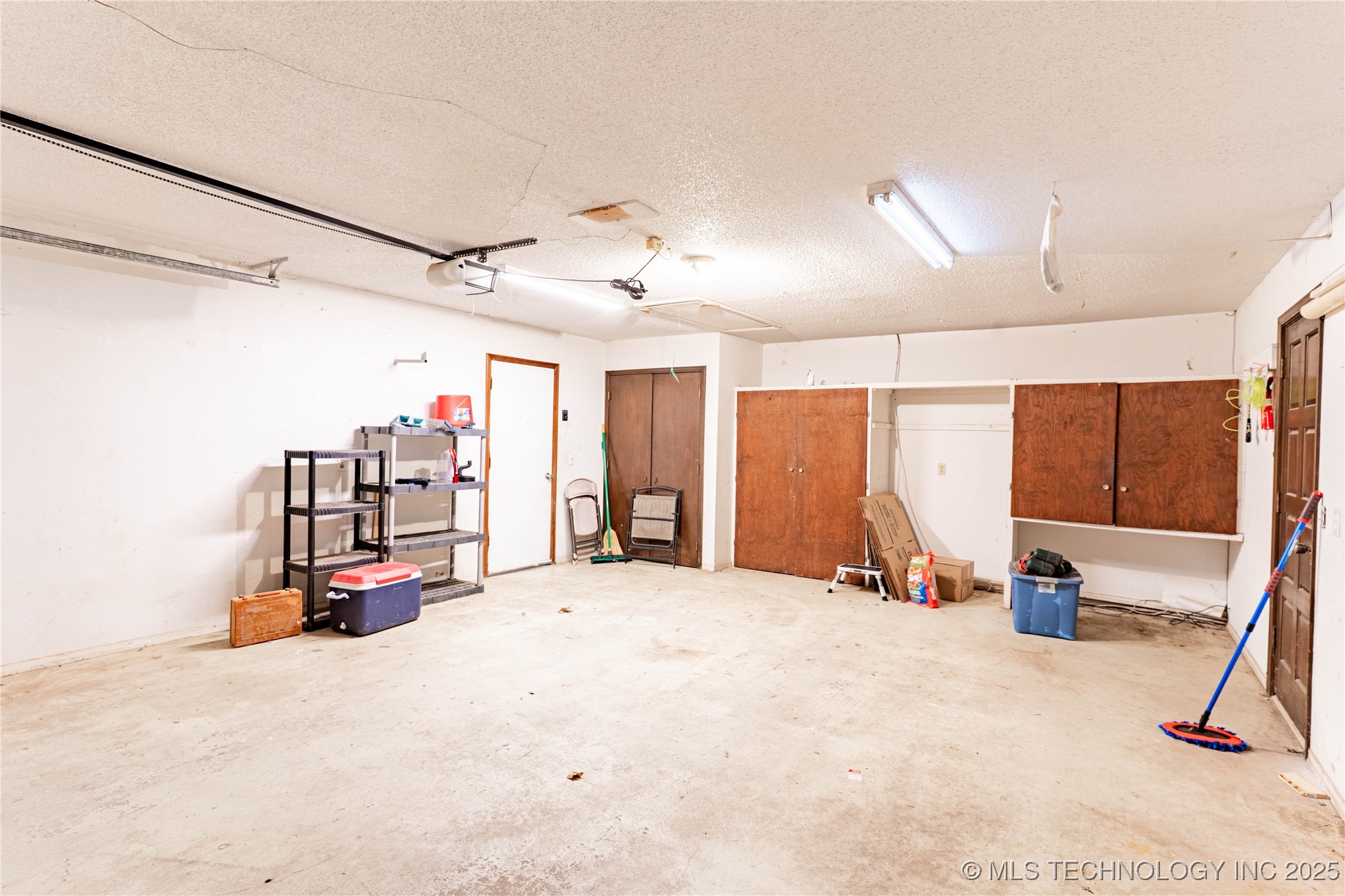 809 S Holmes Avenue Property Photo 26