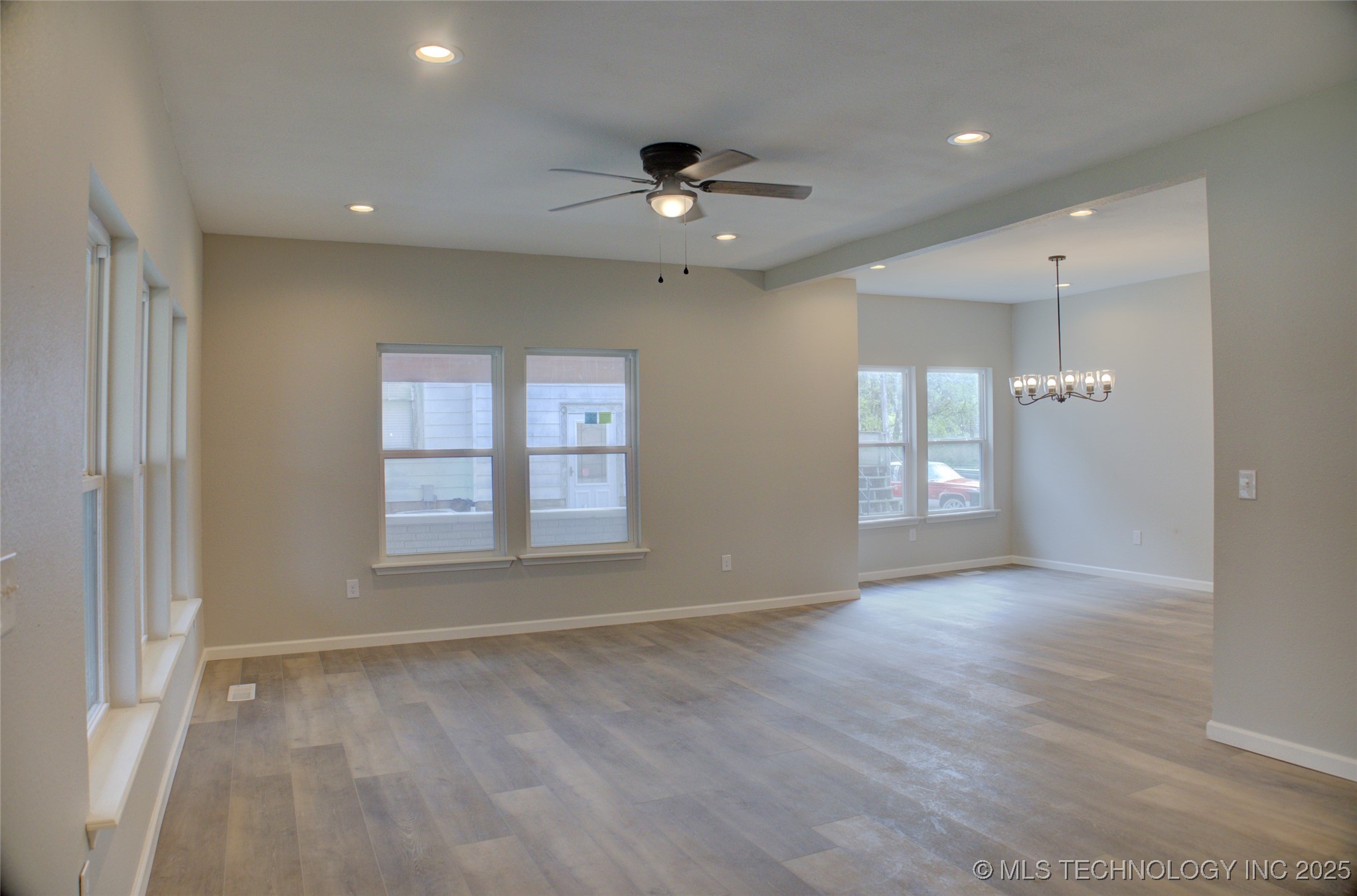 1106 E 6th Street Property Photo 7