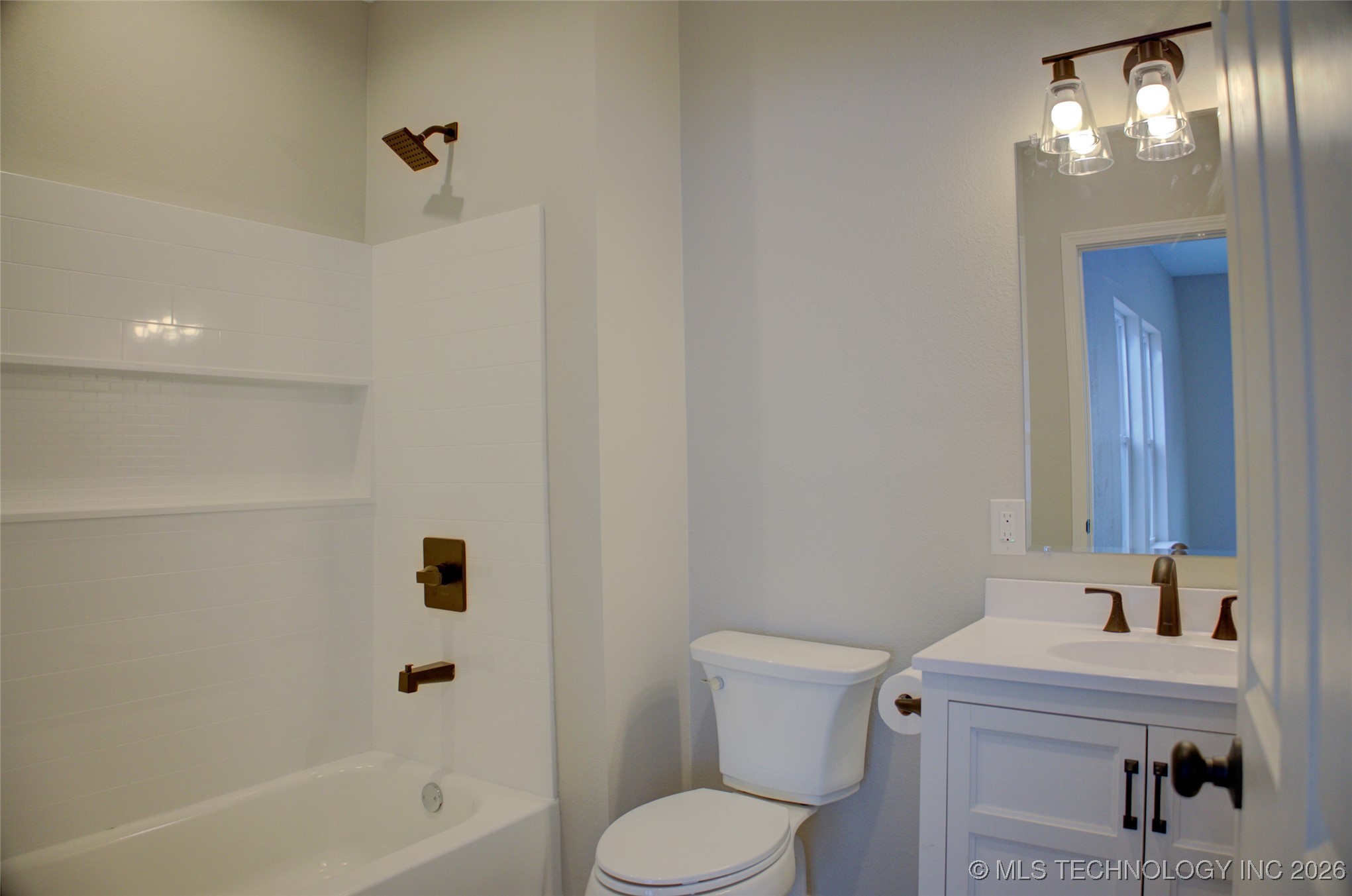 1106 E 6th Street Property Photo 26