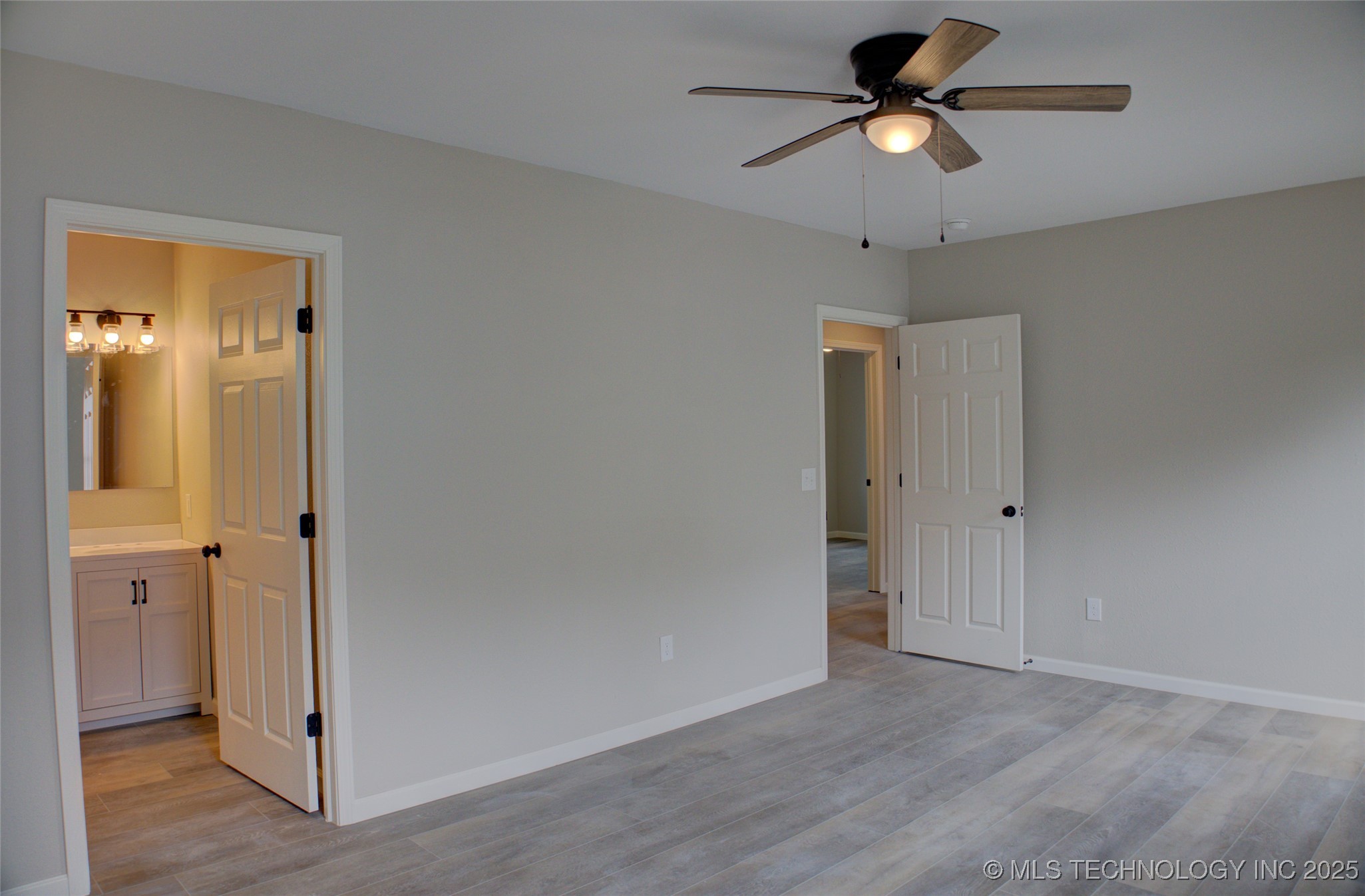 1106 E 6th Street Property Photo 38