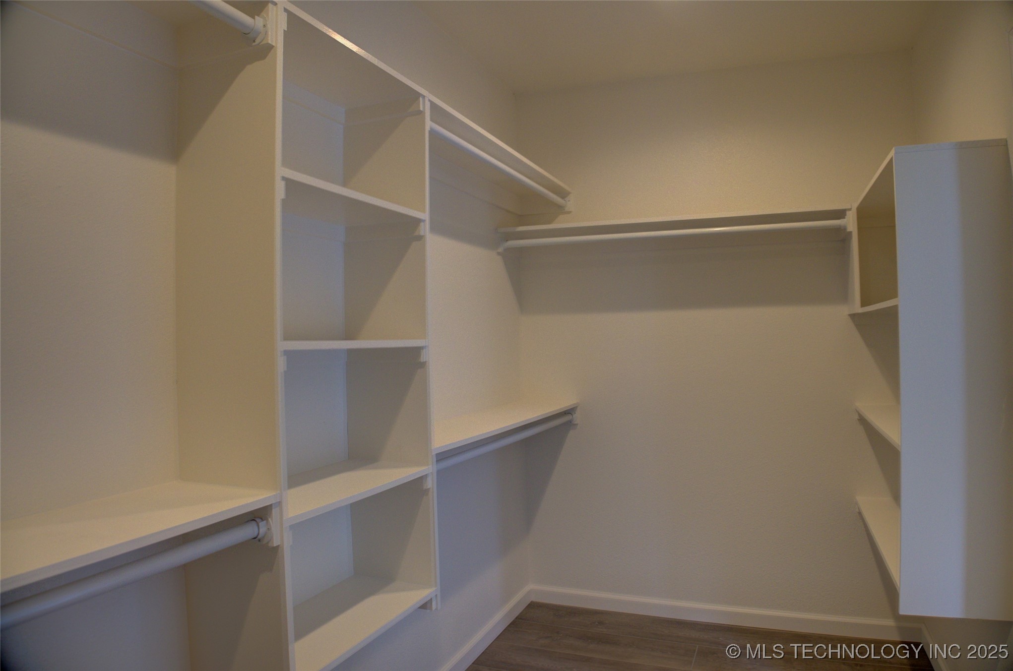 1106 E 6th Street Property Photo 44