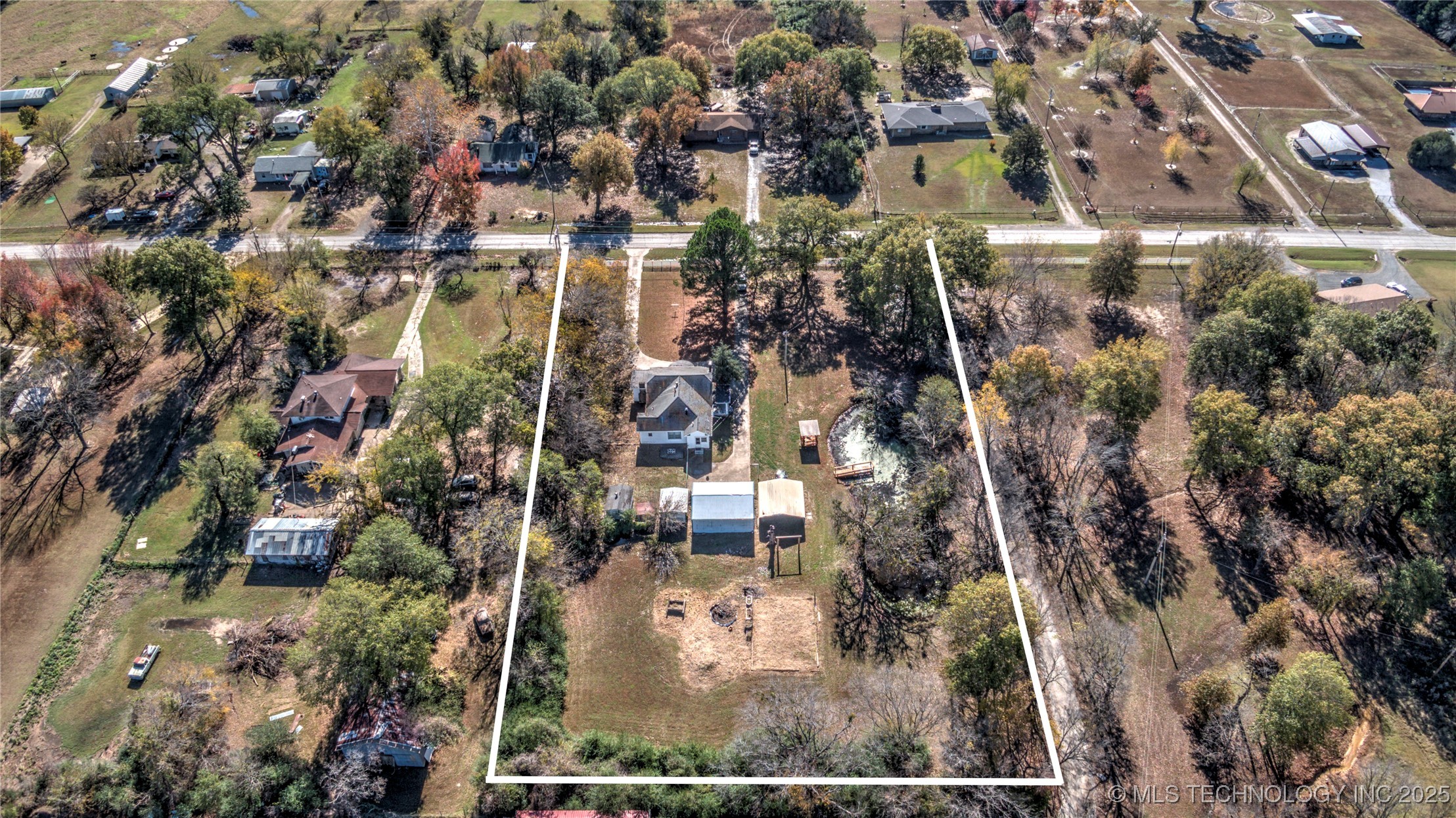 15705 Old Morris Highway Property Photo 2