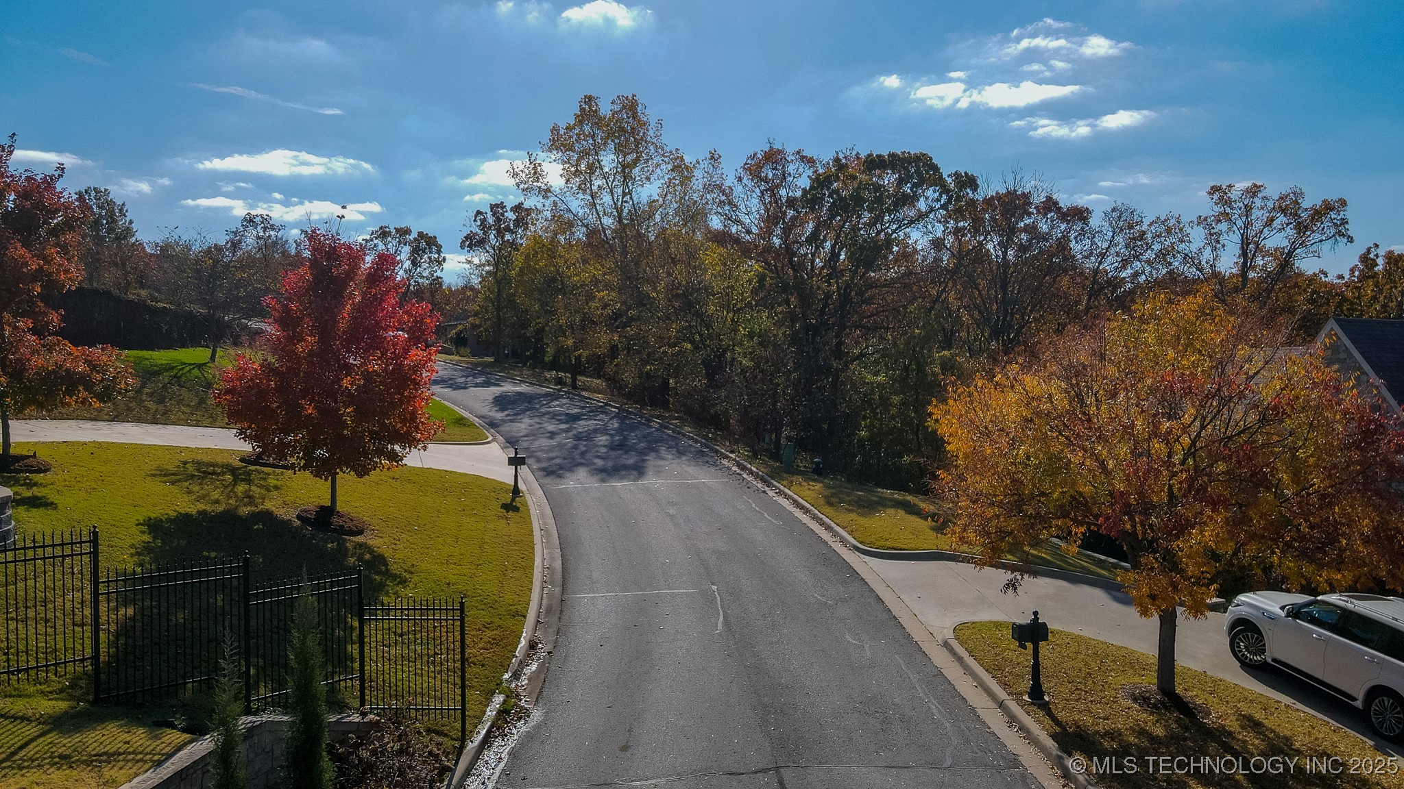 12110 S 14th Court Property Photo 4