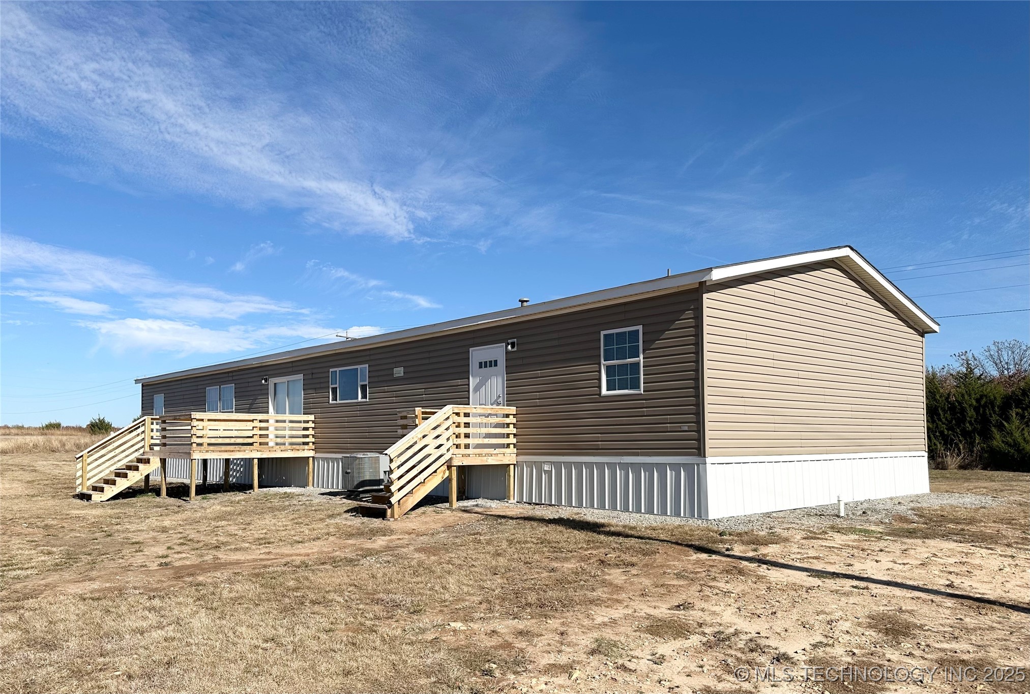 17388 S 545th West Avenue Property Photo 4