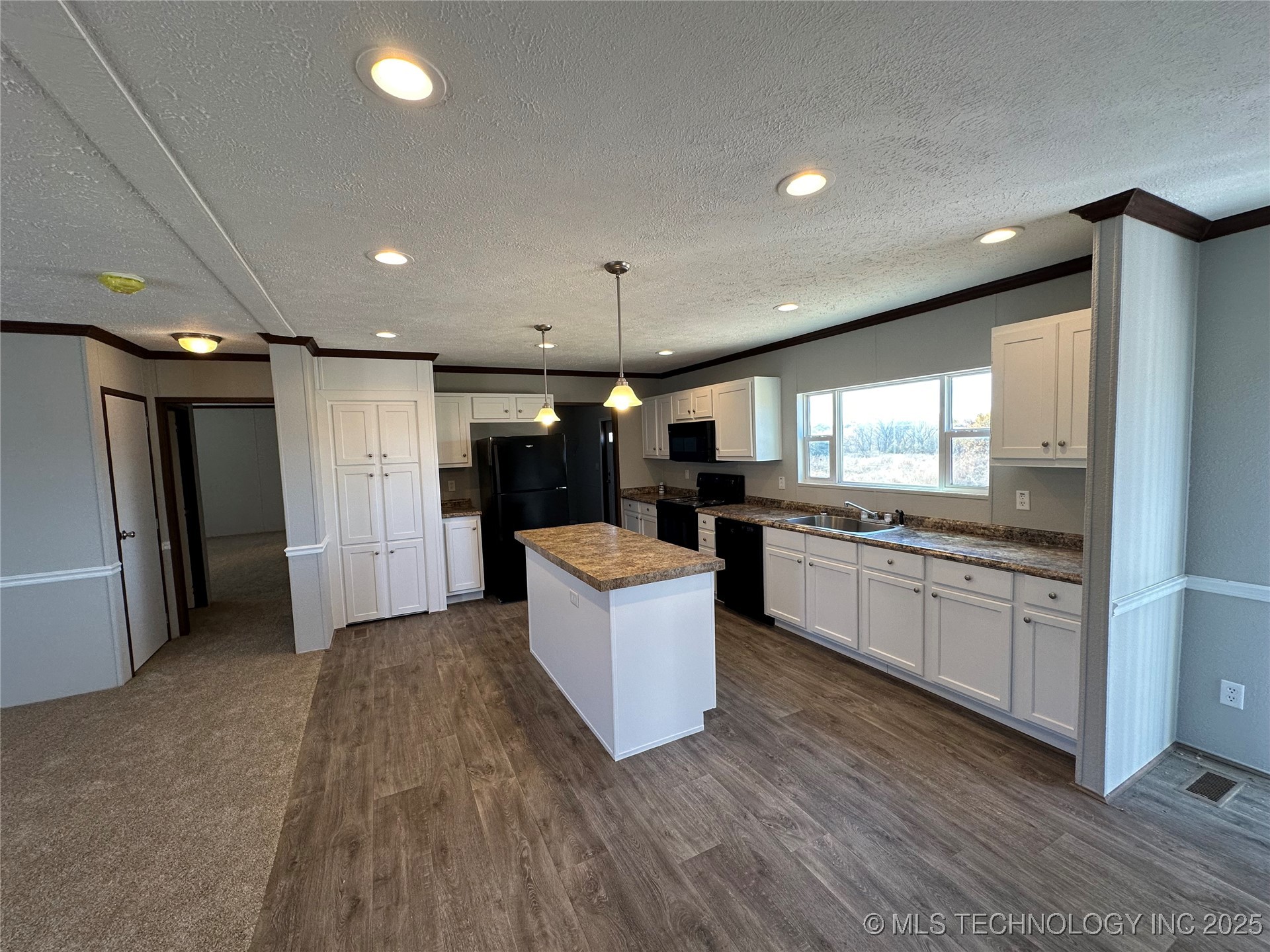 17388 S 545th West Avenue Property Photo 11