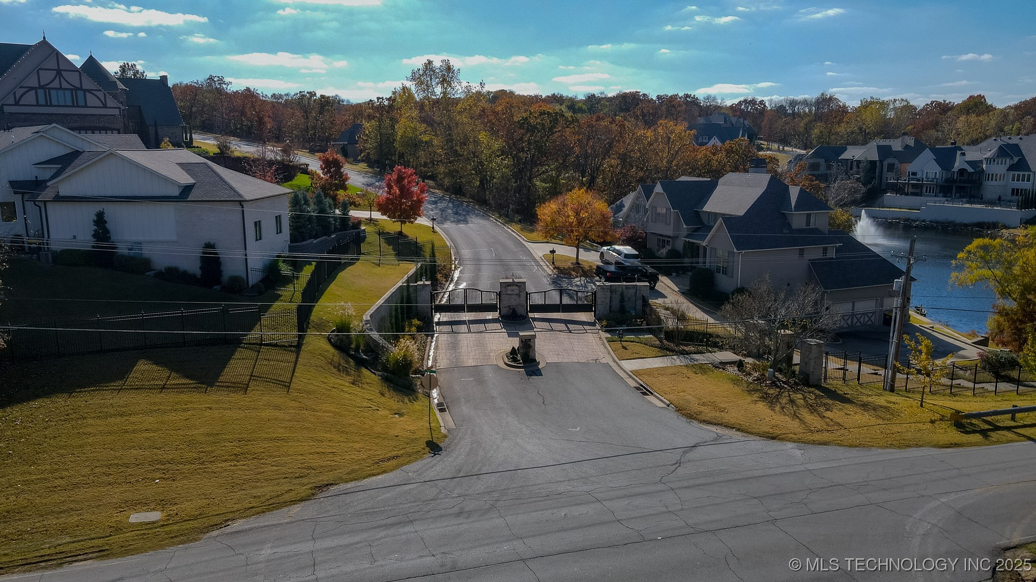12116 S 14th Court Property Photo 2