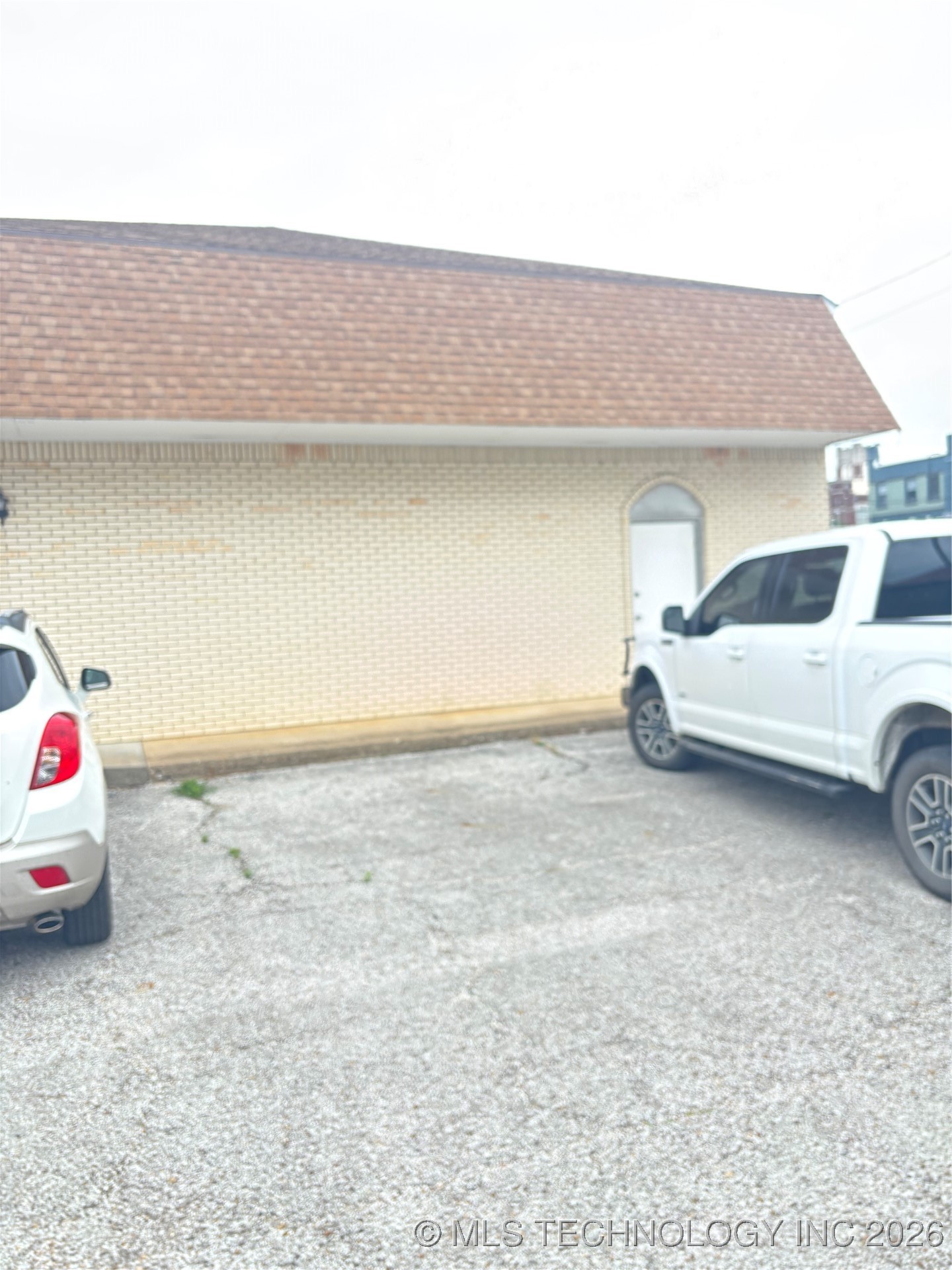 120 N 4th Property Photo 3