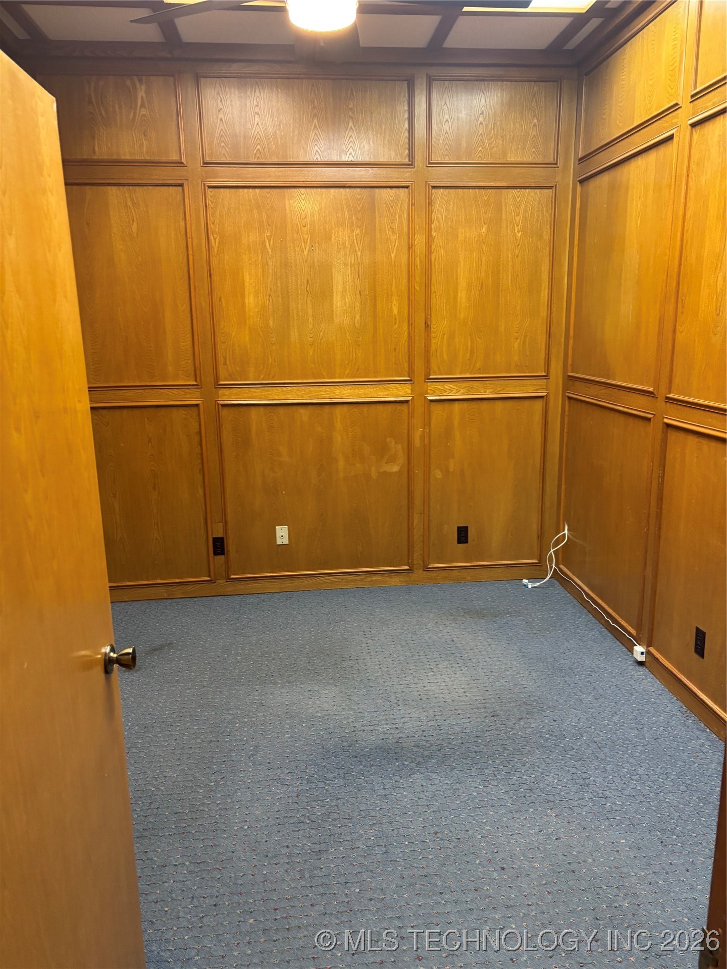 120 N 4th Property Photo 21