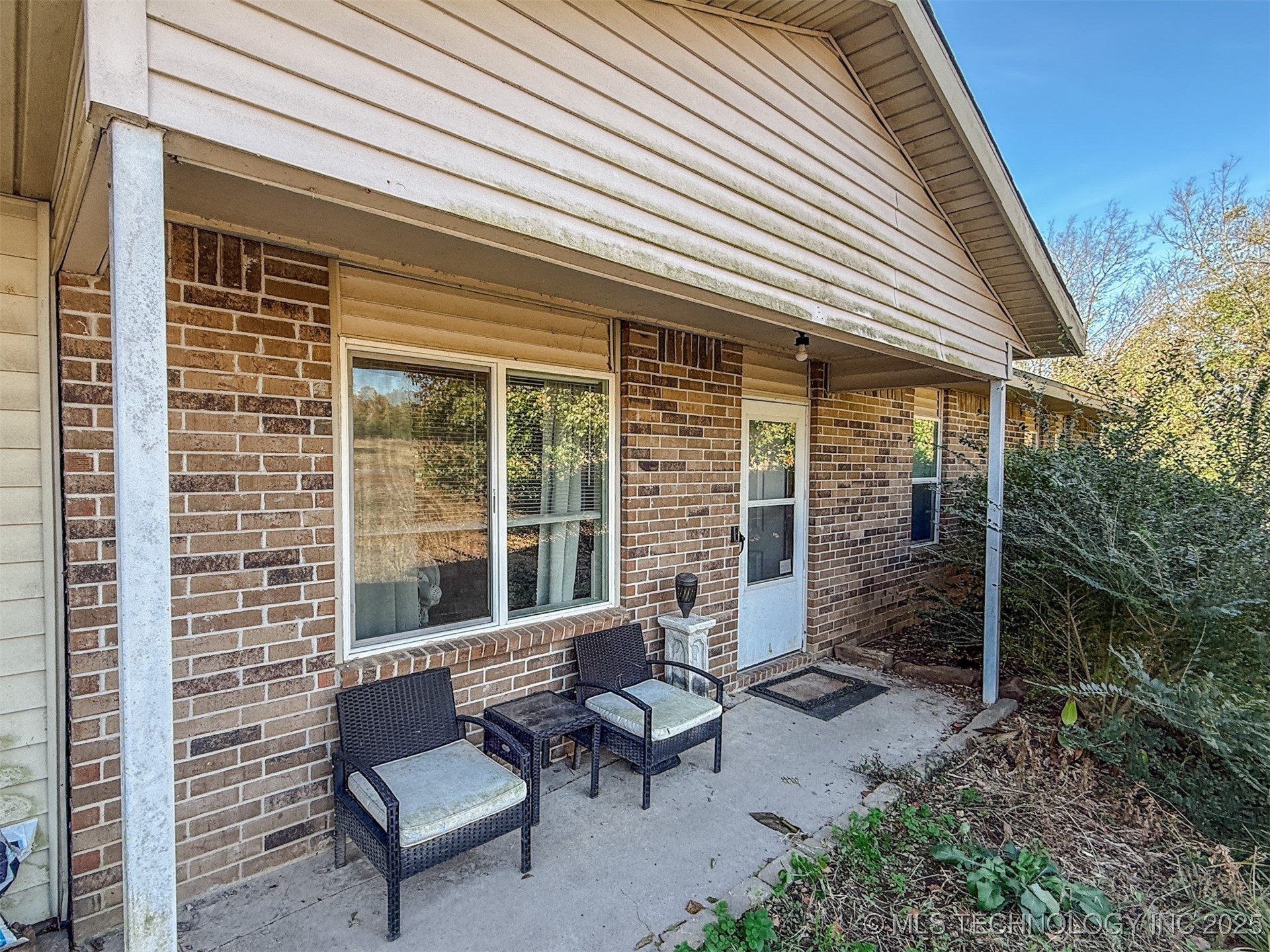 15721 W Clyde Maher Property Photo 4