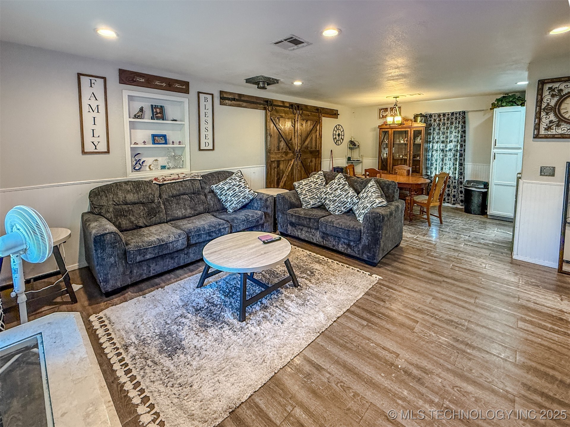 15721 W Clyde Maher Property Photo 5