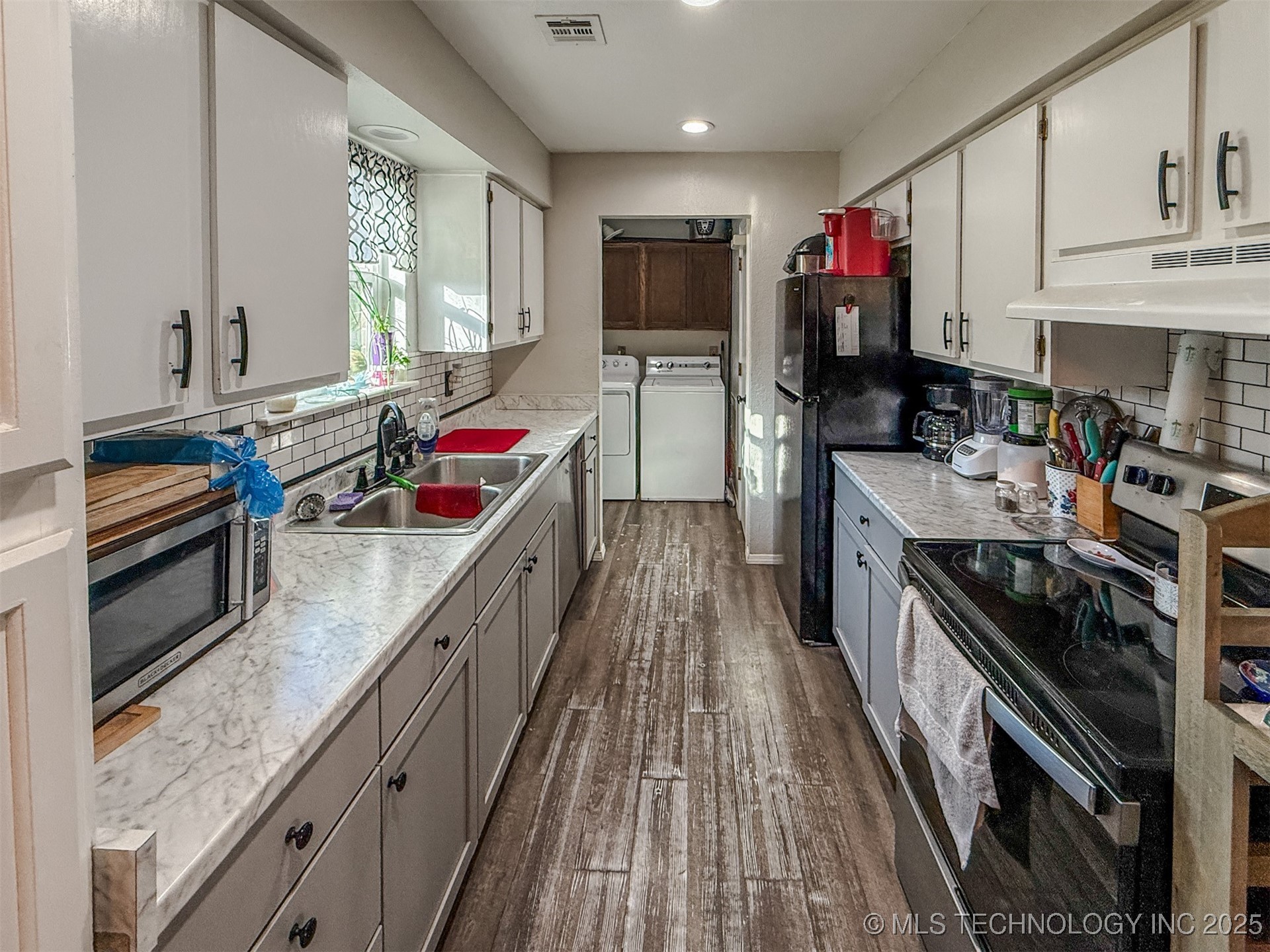 15721 W Clyde Maher Property Photo 13