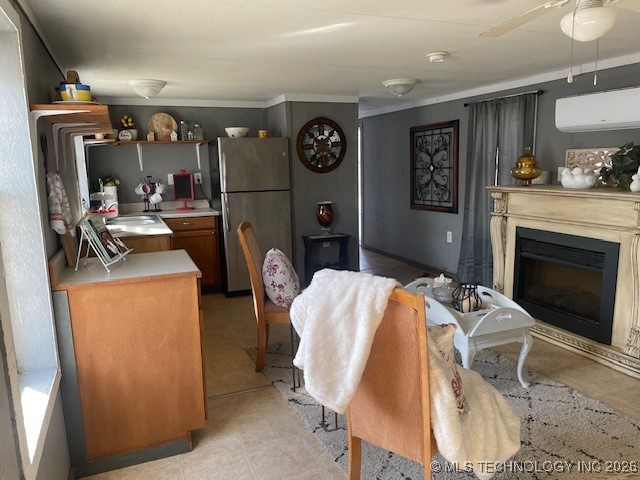 614 Hughes E Property Photo 11