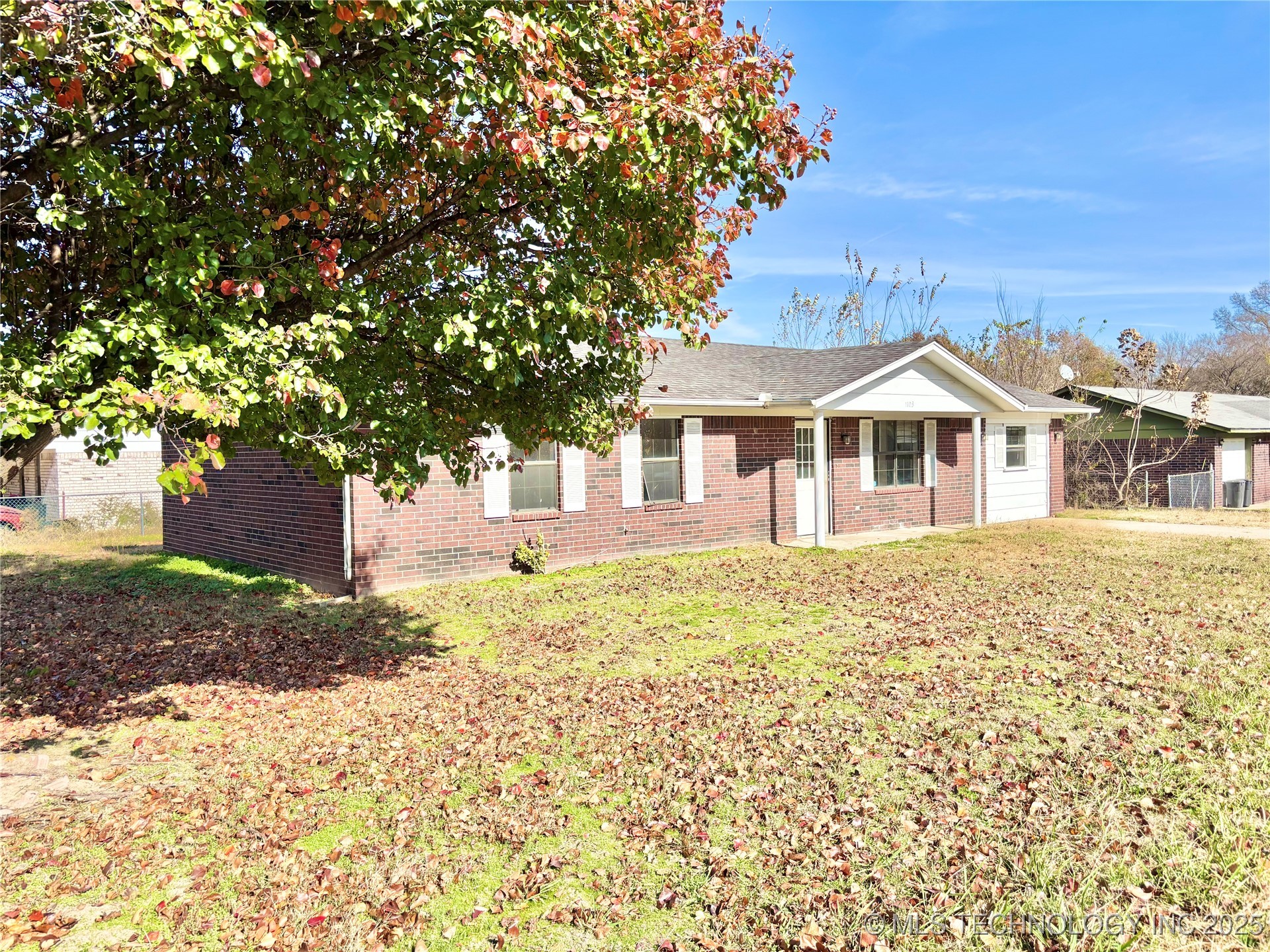 1103 E Kaniatobe Lane Property Photo 20