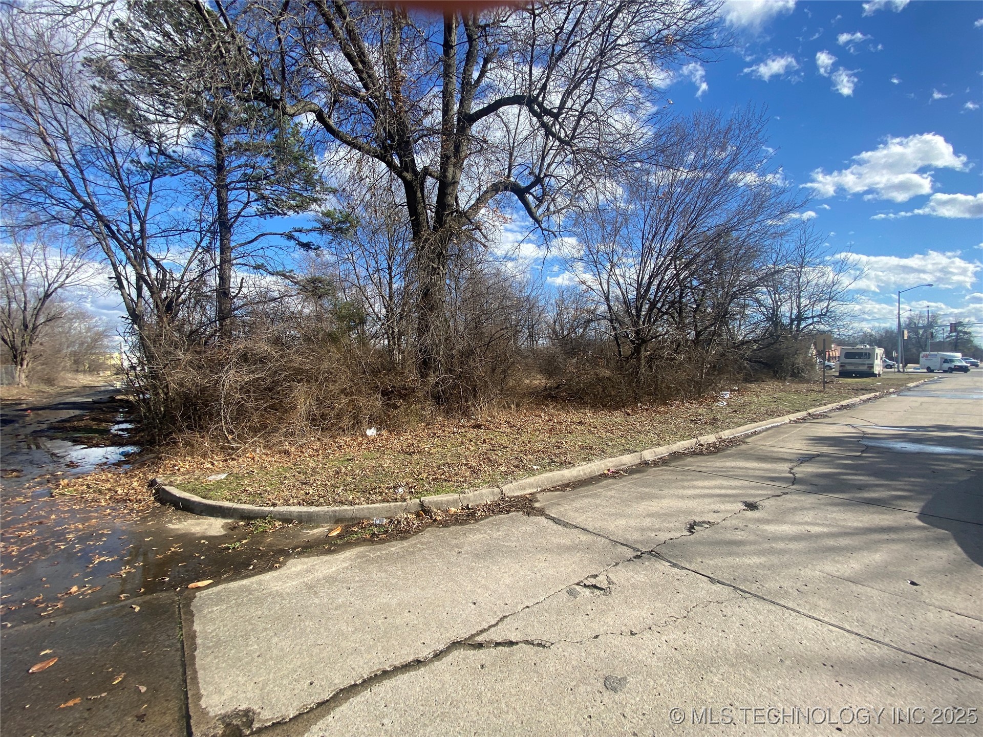 Chicago Street Property Photo 1