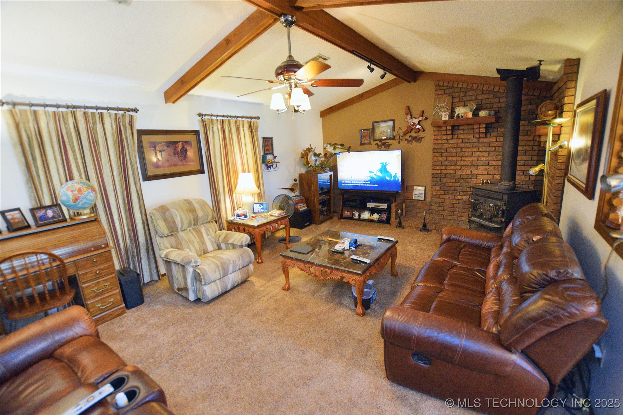 5747 E 620 Road Property Photo 2