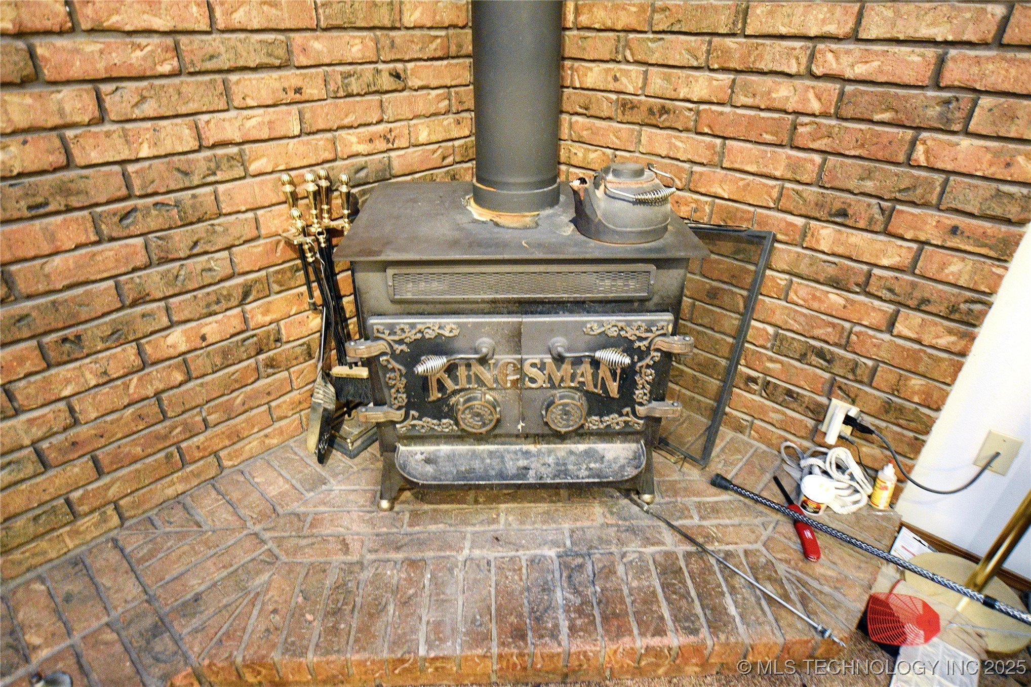 5747 E 620 Road Property Photo 4