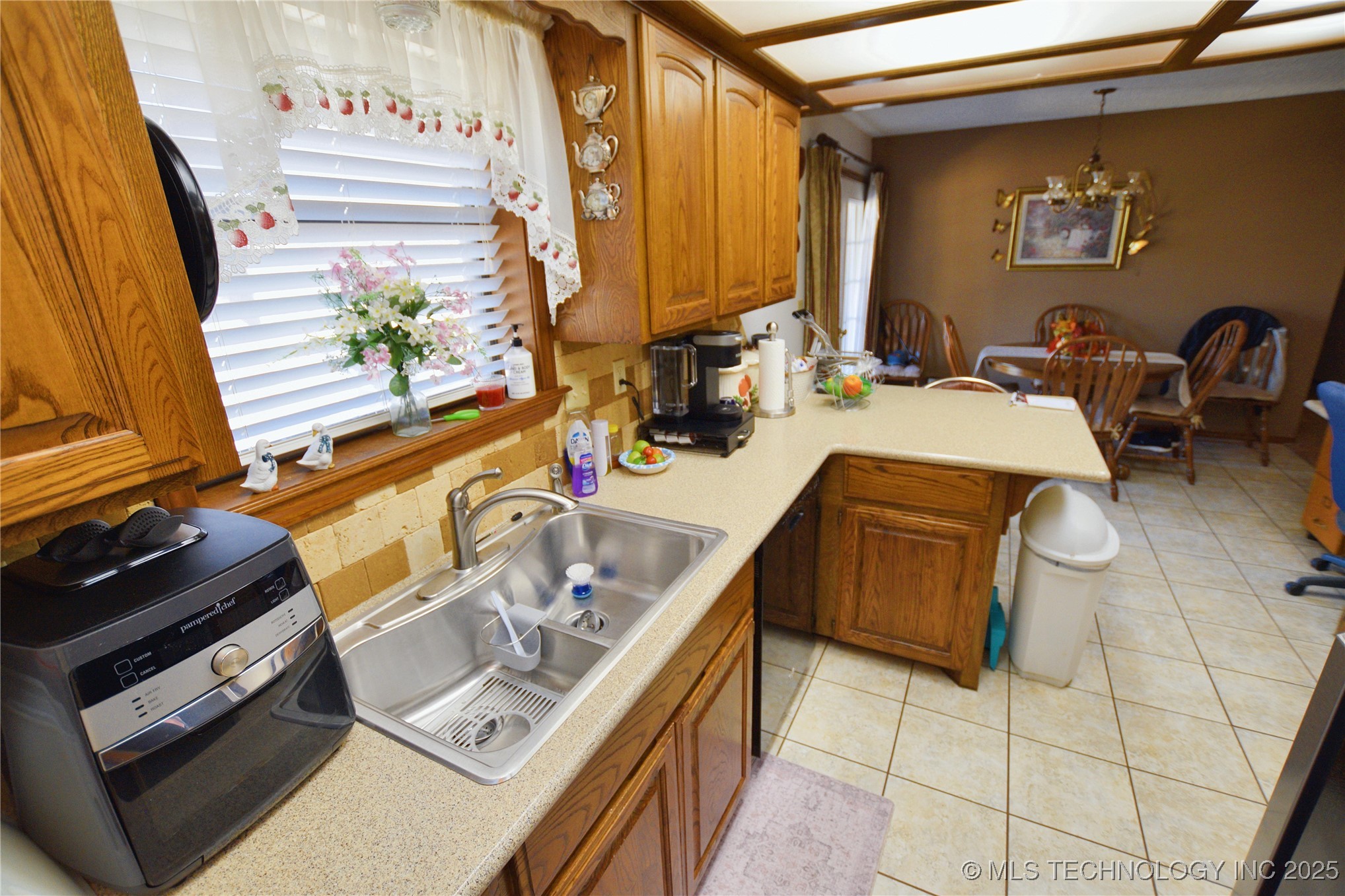 5747 E 620 Road Property Photo 8