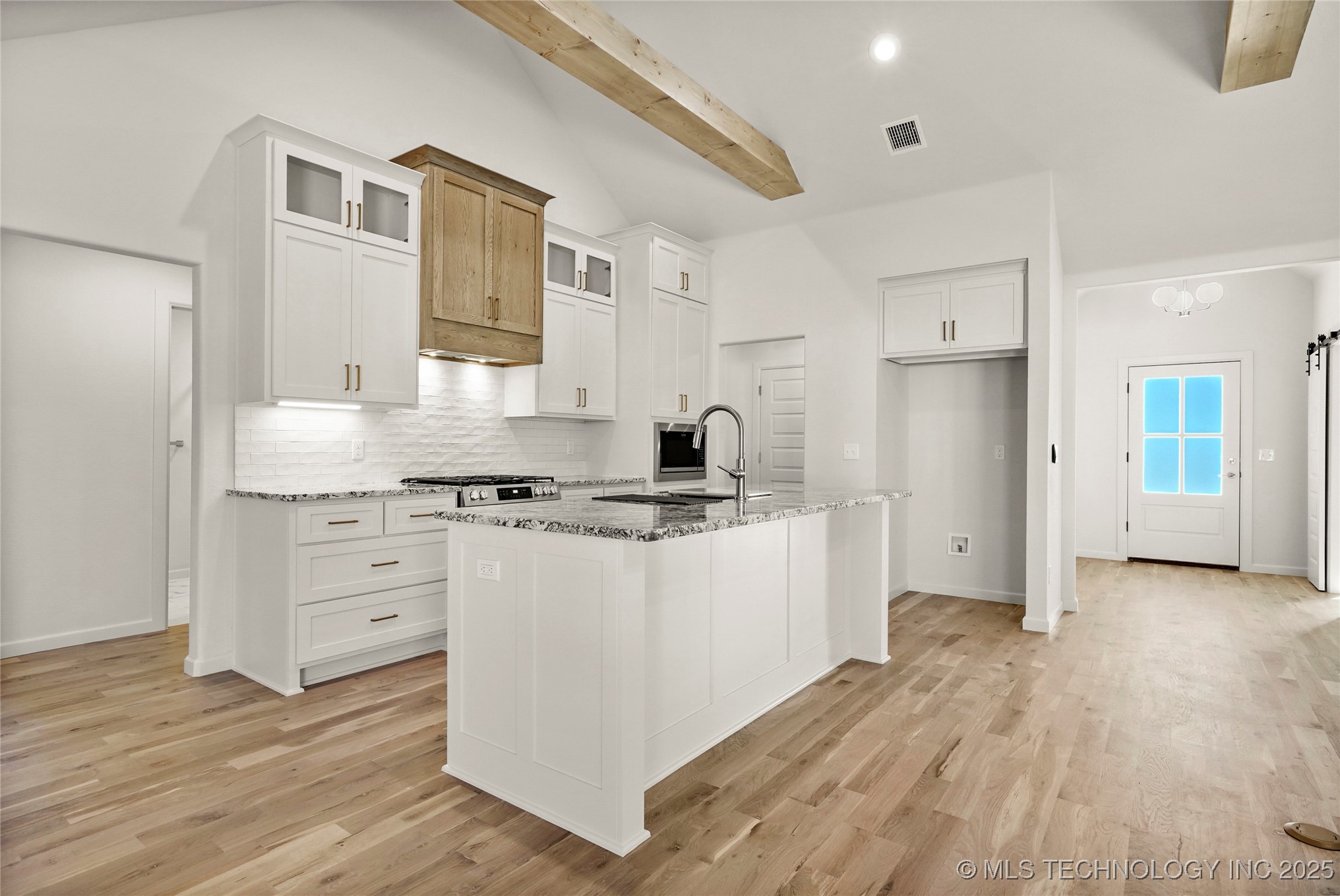 22775 E 107th Street S Property Photo 8